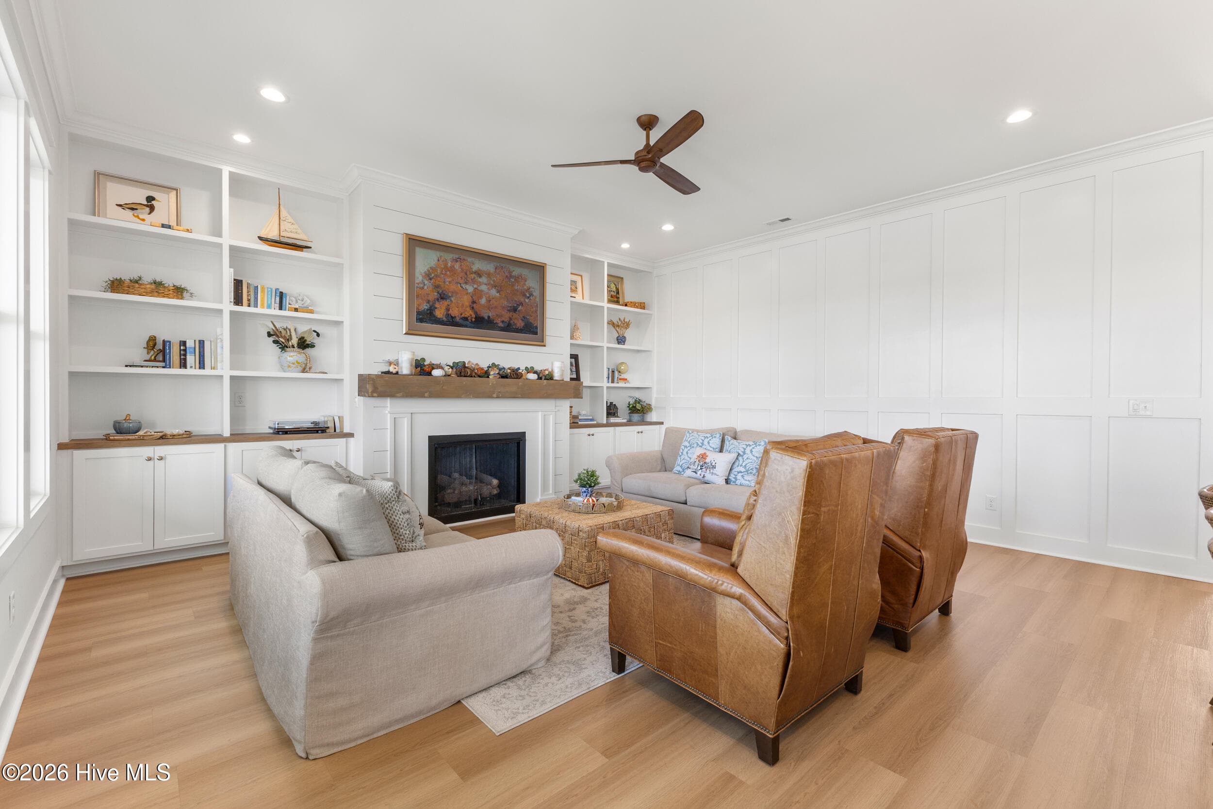 Single Family Residence at 405 New River Inlet Road, North Topsail Beach, NC 28460, photo 18 of 96
