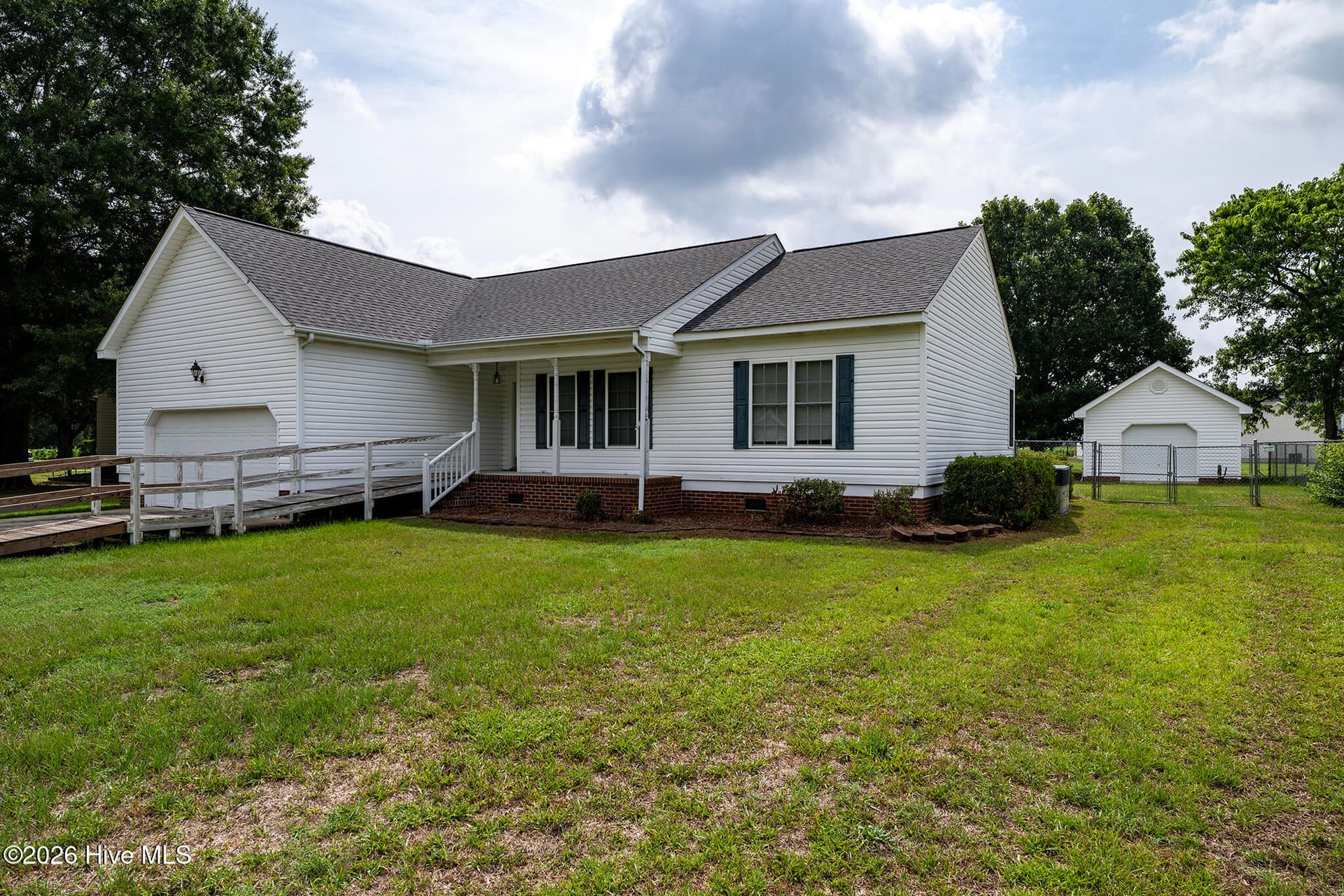 104 Trawick Drive - 104 Trawick Drive, La Grange, NC 28551