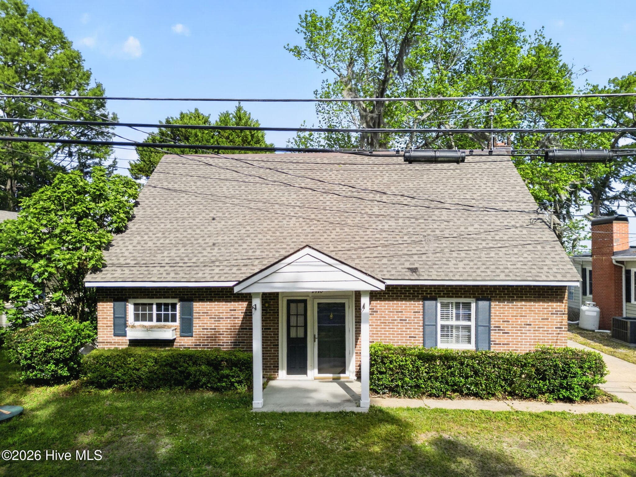 2910 Canal Cove Road, Lake Waccamaw, NC 28450