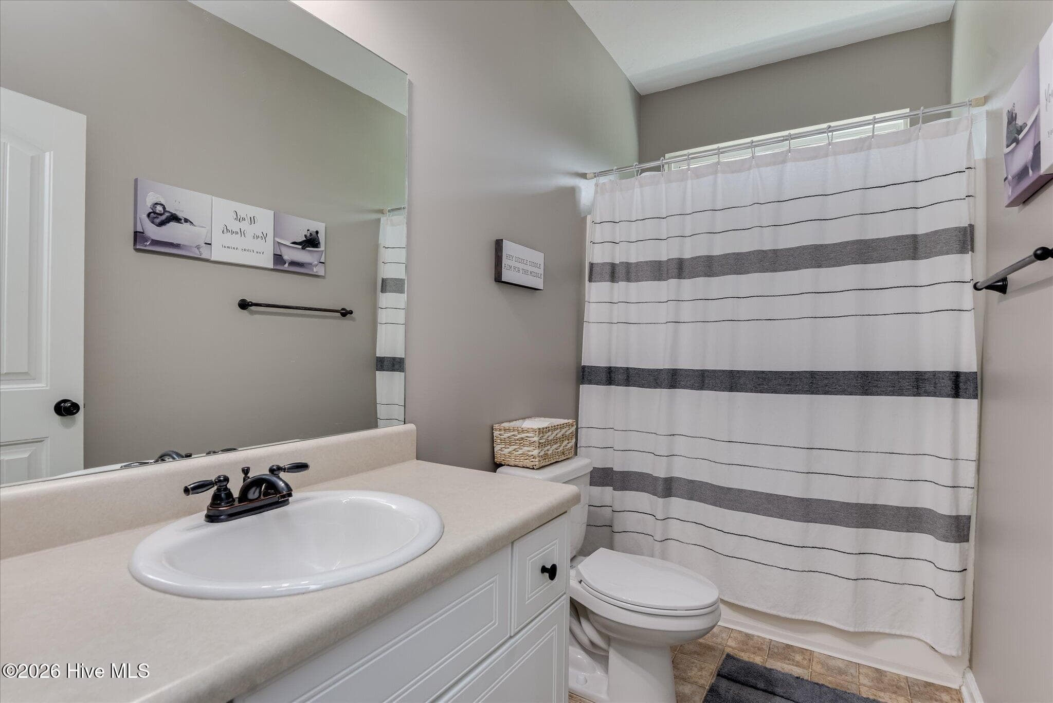 Single Family Residence at 355 Foxchase Circle, North Augusta, SC 29860, photo 28 of 50