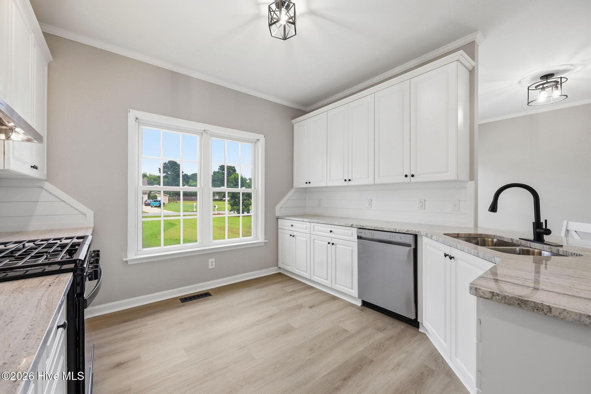 Single Family Residence at 105 Circle Street, Washington, NC 27889, photo 13 of 58
