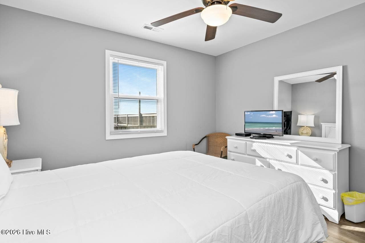 Single Family Residence at 2005 Ocean Drive, Emerald Isle, NC 28594, photo 10 of 31