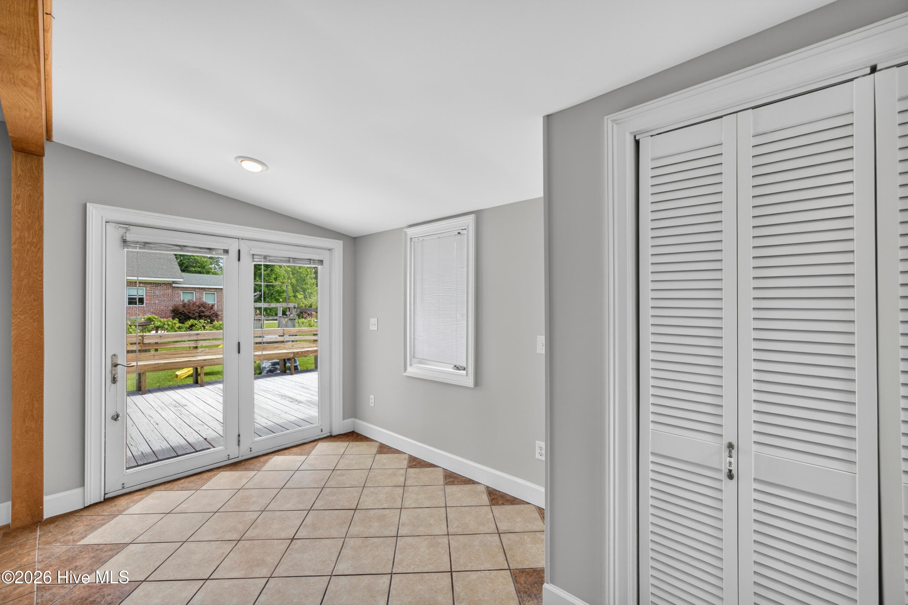 Single Family Residence at 575 Island Creek Road, Rocky Point, NC 28457, photo 38 of 53