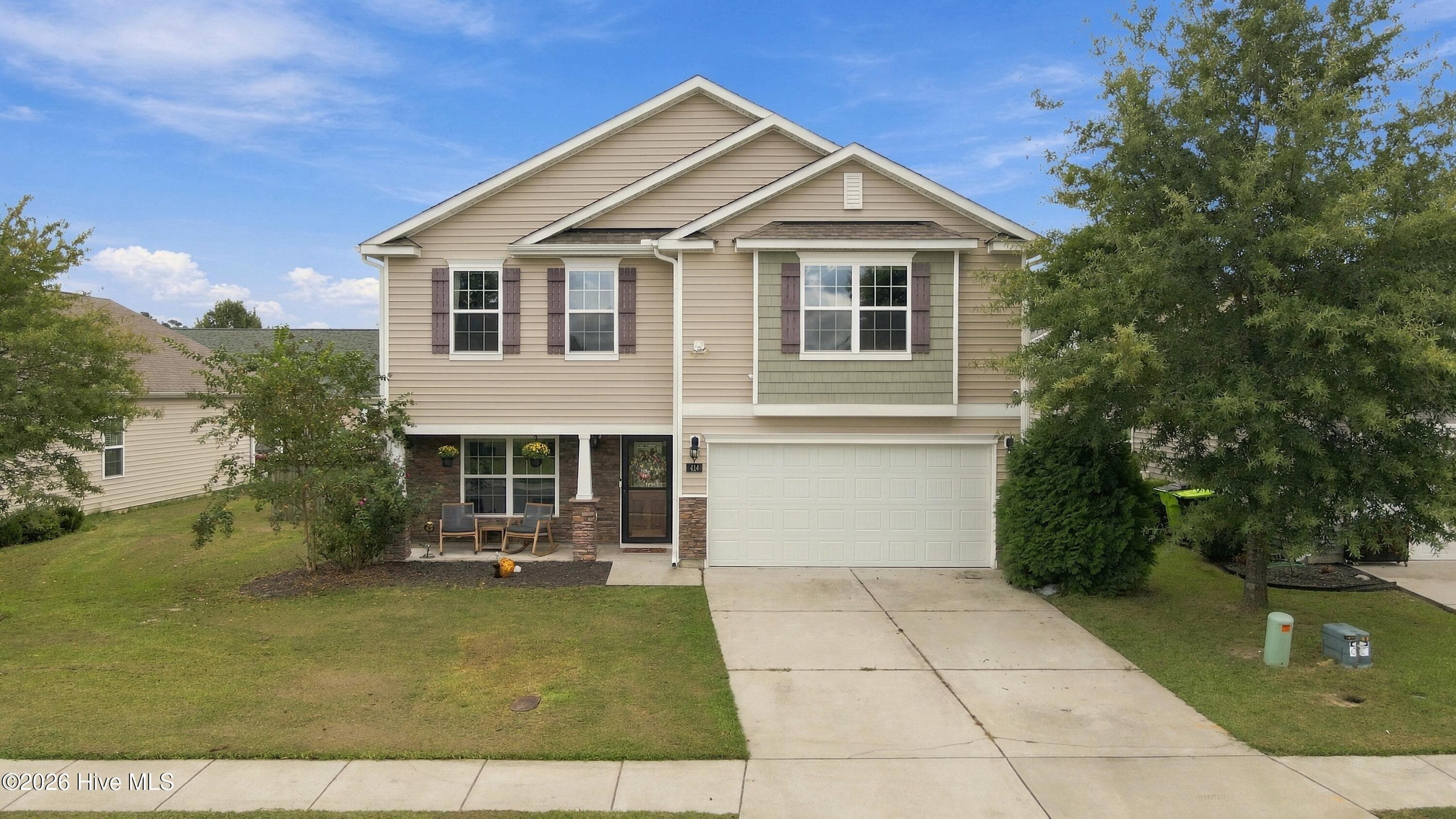 Single Family Residence at 414 Frida Road, New Bern, NC 28560, photo 3 of 54