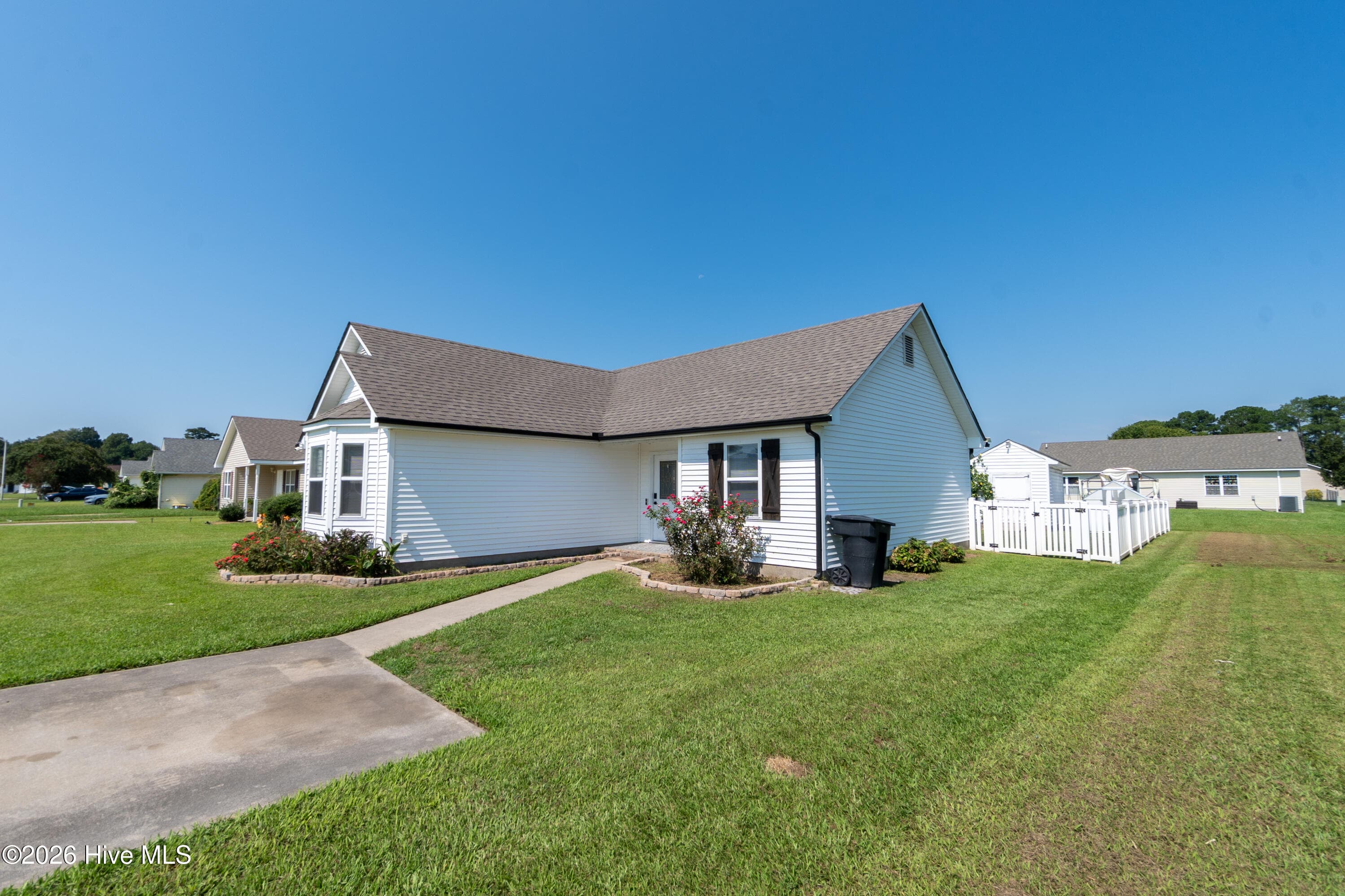 Single Family Residence at 105 Raintree Run, Elizabeth City, NC 27909, photo 41 of 48