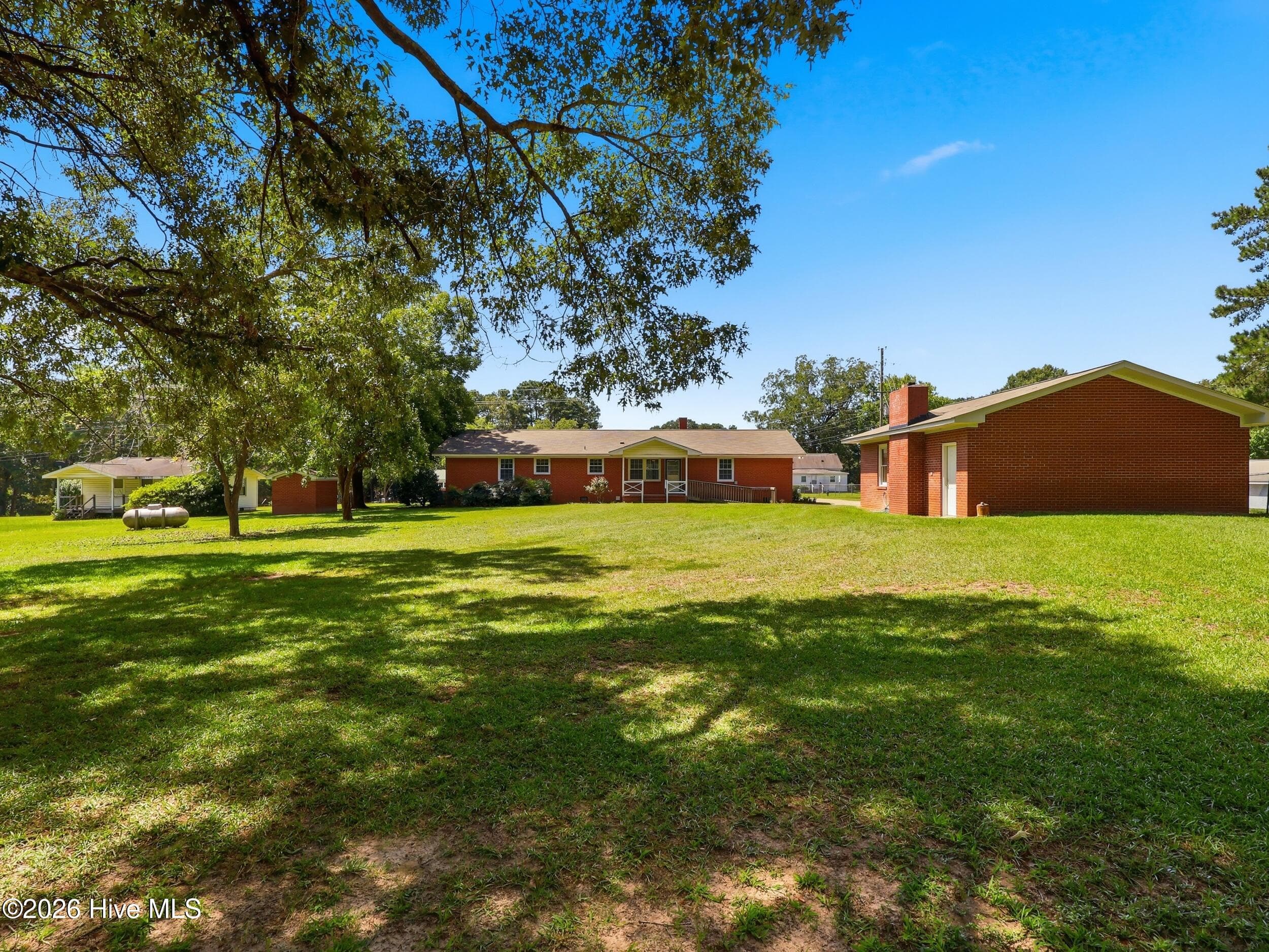 Single Family Residence at 8701 White Oak Road, Garner, NC 27529, photo 26 of 41