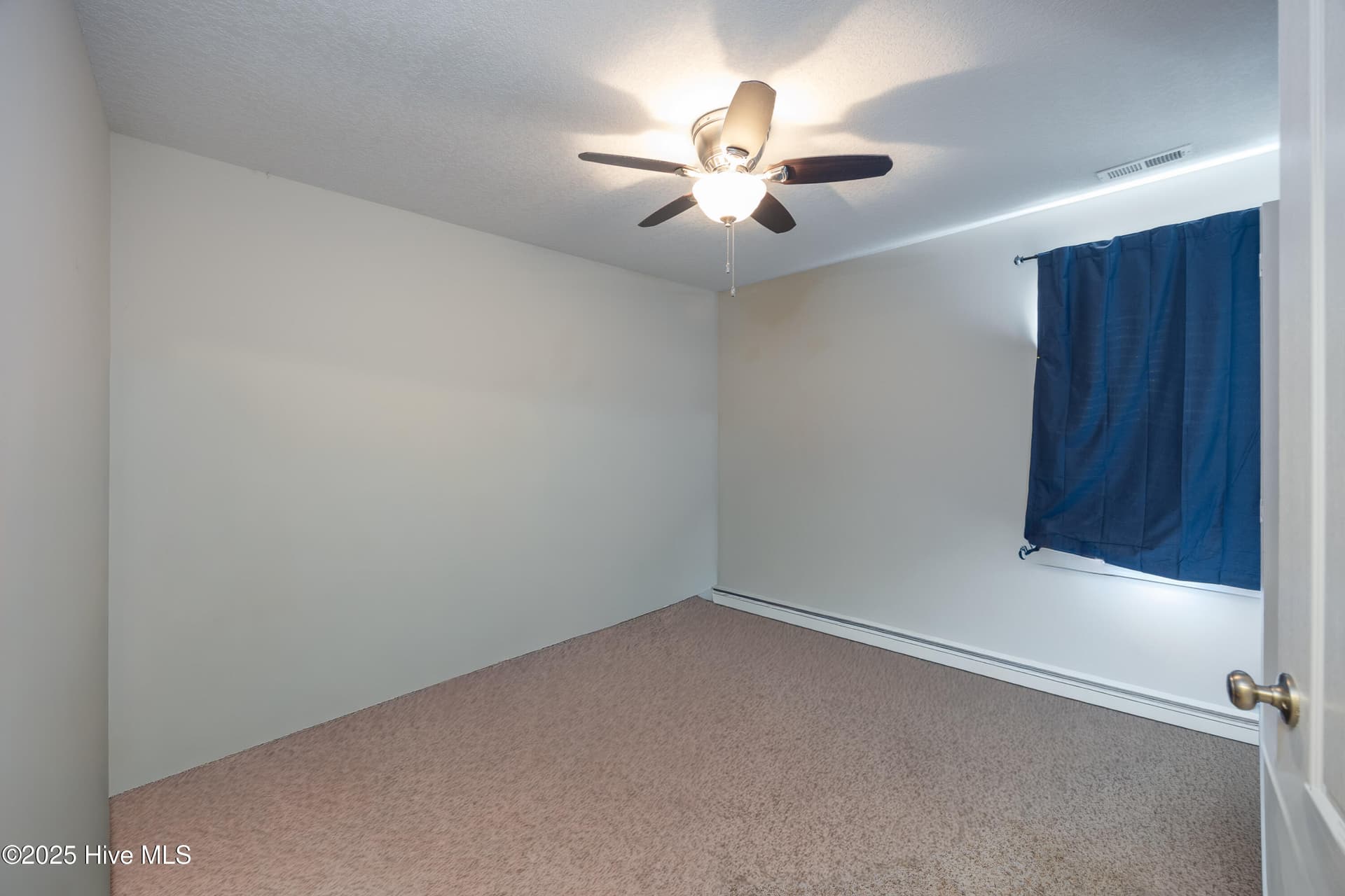 Single Family Residence at 21 Northgate Lane, Clinton, NC 28328, photo 24 of 28