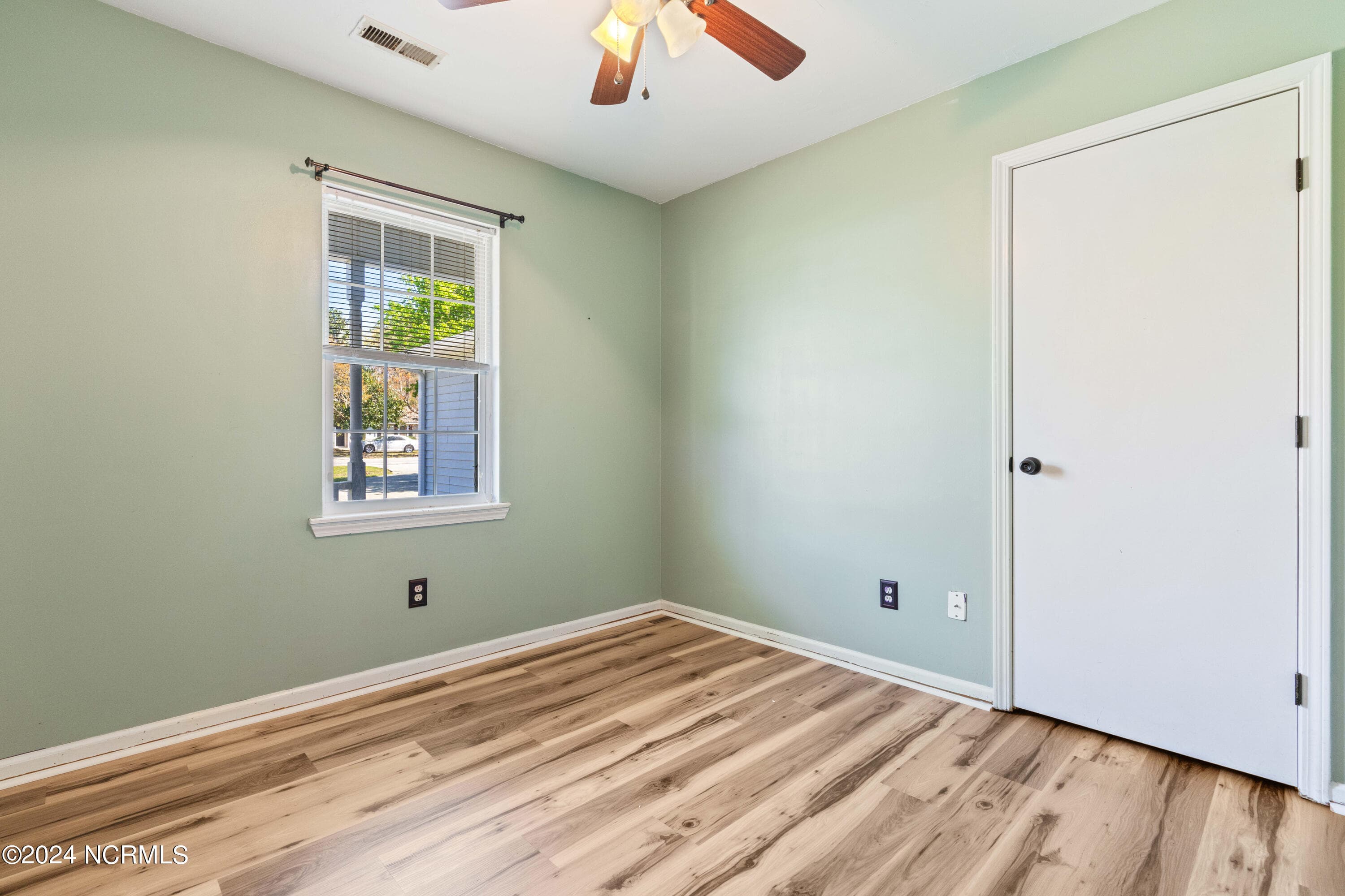 Single Family Residence at 251 Bannermans Mill Road, Richlands, NC 28574, photo 10 of 19