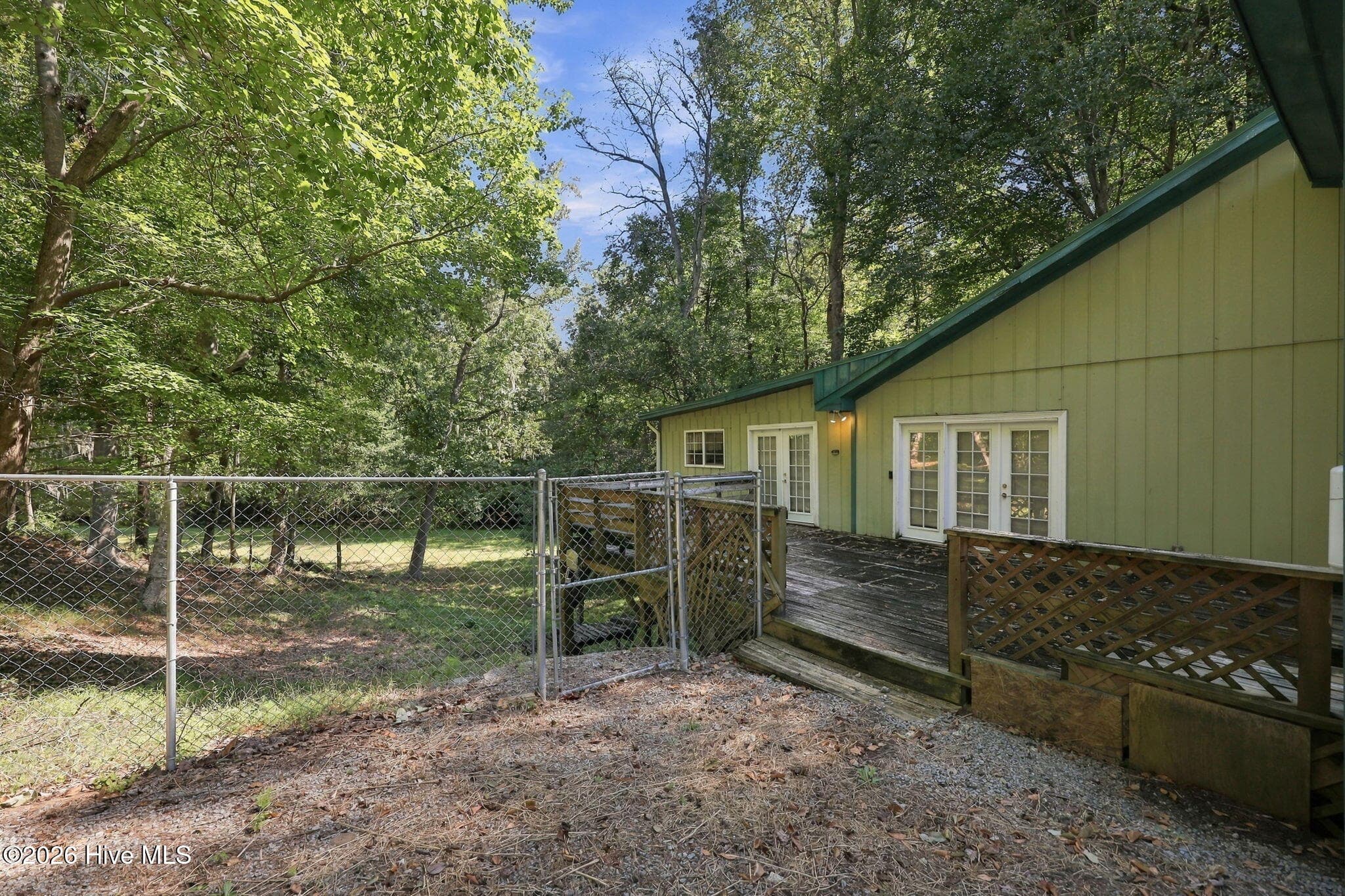 Single Family Residence at 400 Fort Hill Drive, Blounts Creek, NC 27814, photo 13 of 38