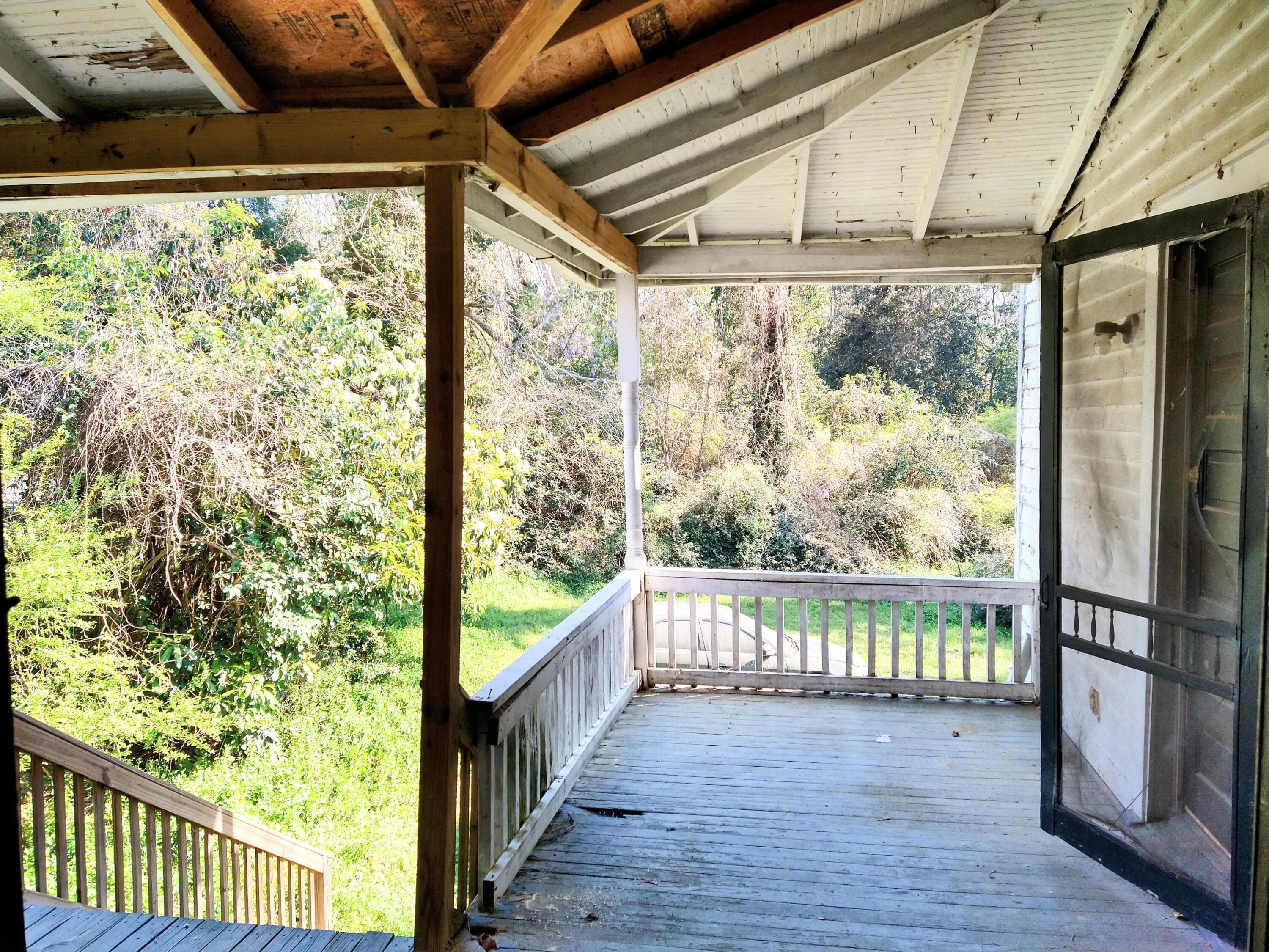 Rear Covered Porch - 12416 W Broad Street, Sparta, GA 31087