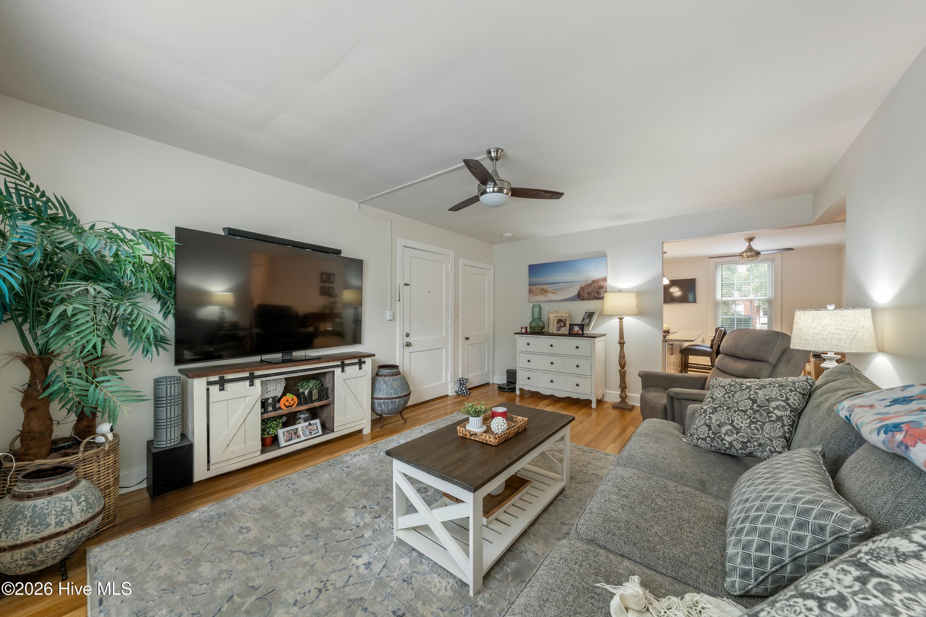 Condominium at 2940 Oleander Drive G6, Wilmington, NC 28403, photo 5 of 53