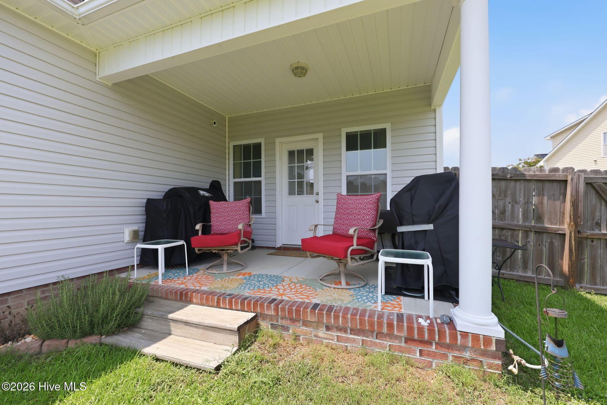 Single Family Residence at 504 Casting Net Way, Swansboro, NC 28584, photo 32 of 48
