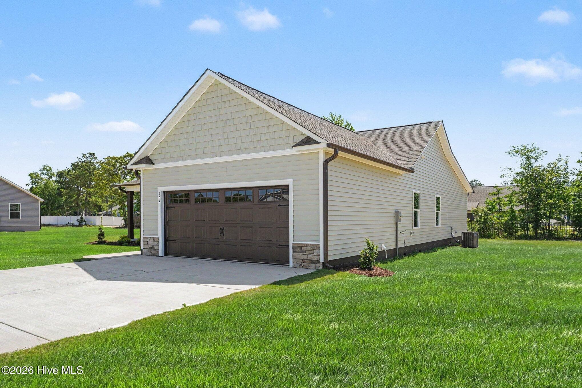 Single Family Residence at 108 Burnello Court, Princeton, NC 27569, photo 5 of 31