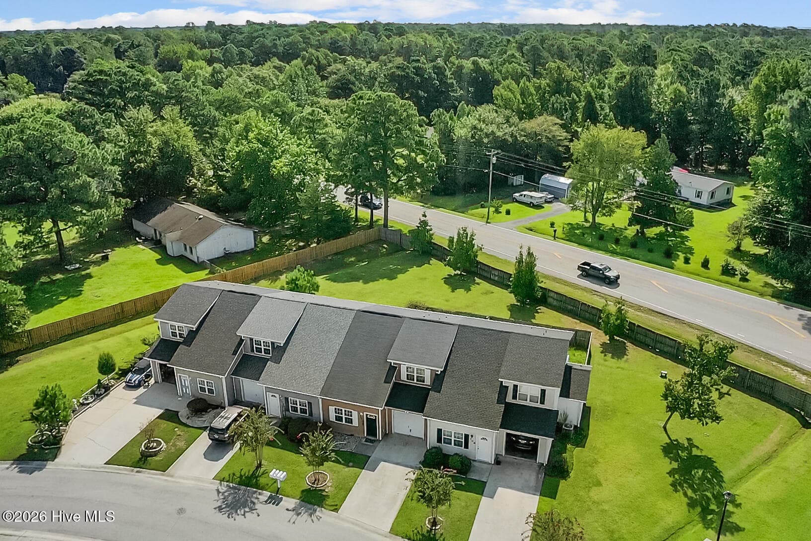 Townhouse at 110 Creeker Town Way, Hubert, NC 28539, photo 15 of 44