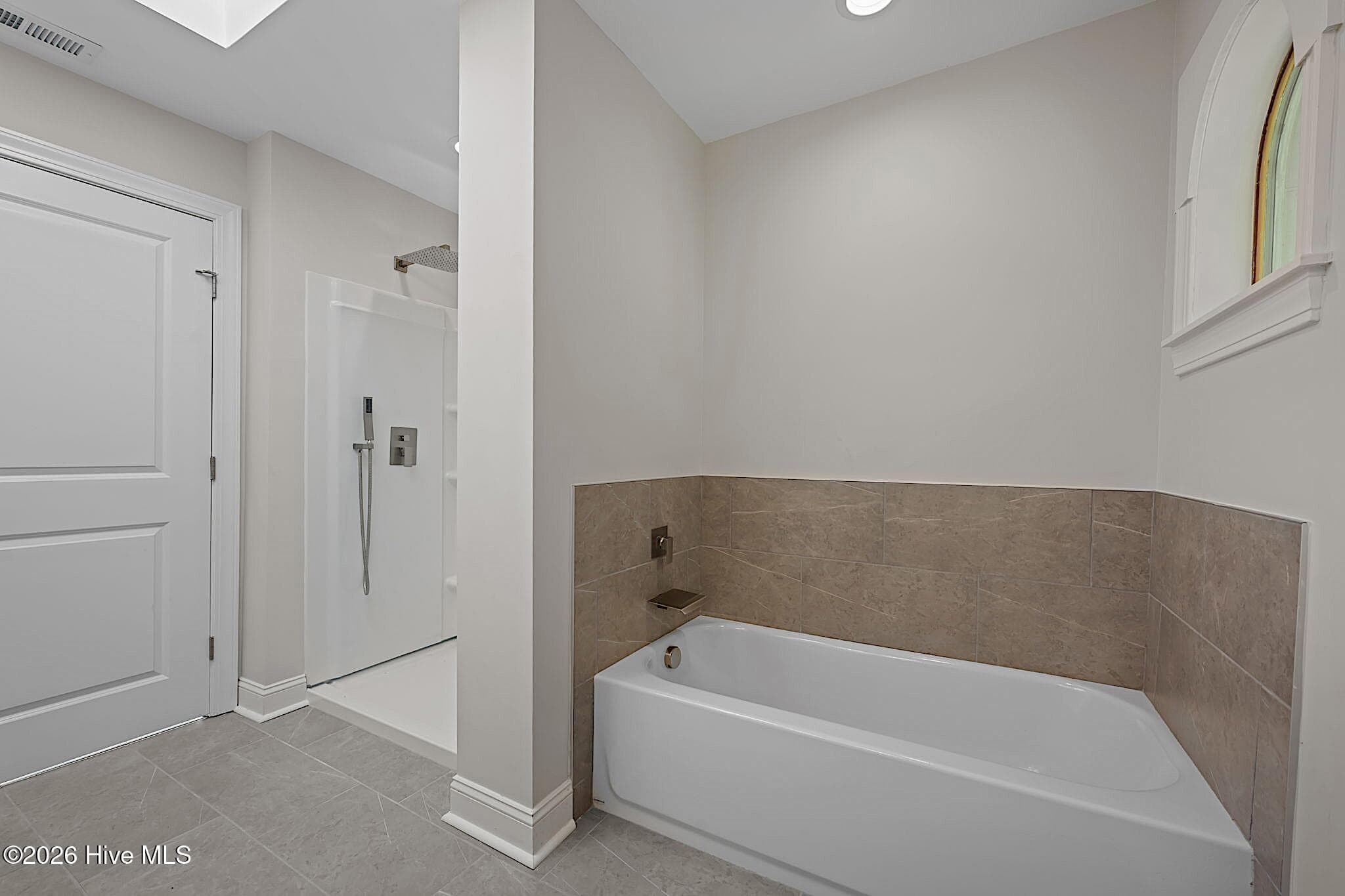 Single Family Residence at 244 Shoreline Drive, New Bern, NC 28562, photo 54 of 70