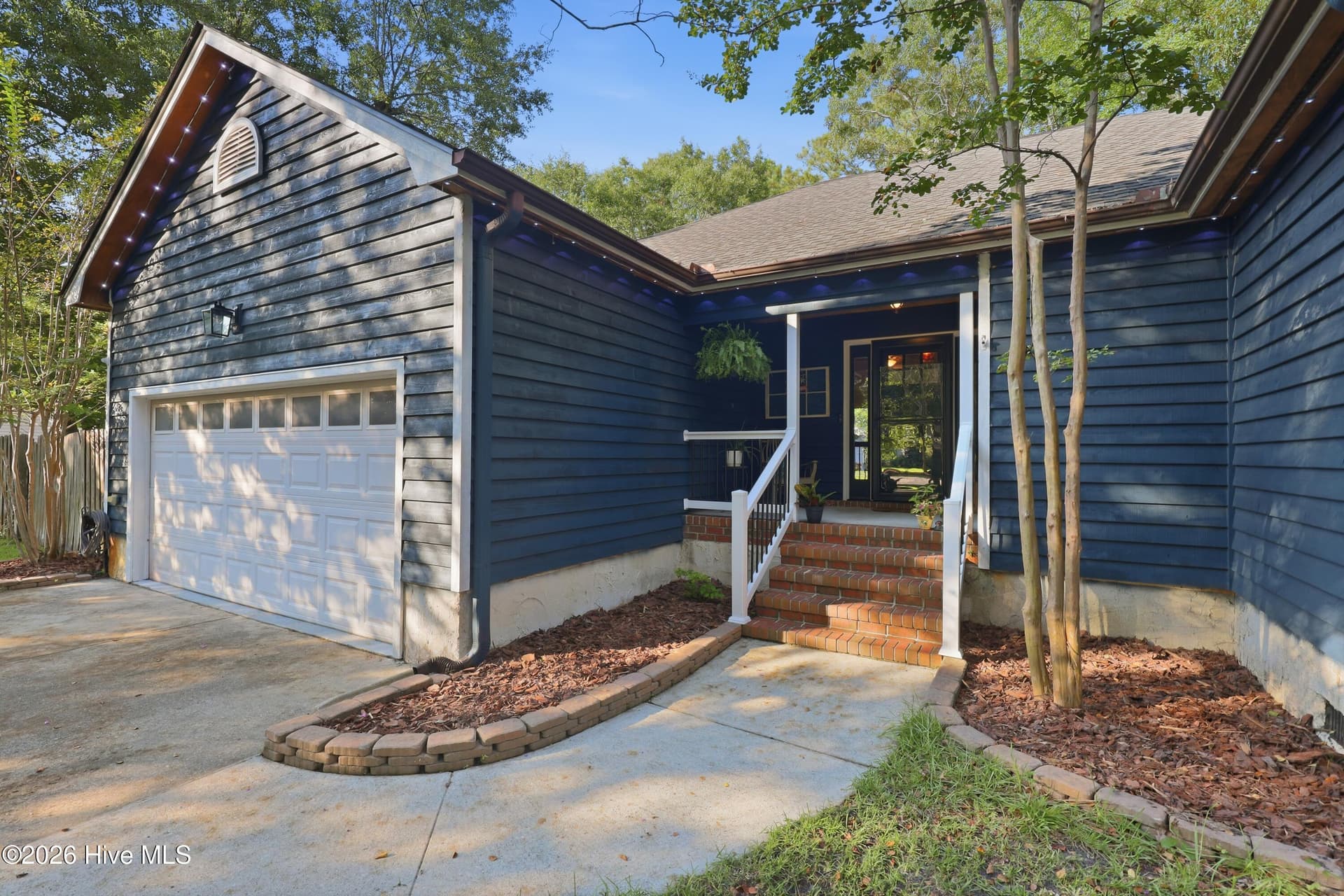 Single Family Residence at 416 Masters Lane, Hampstead, NC 28443, photo 6 of 53