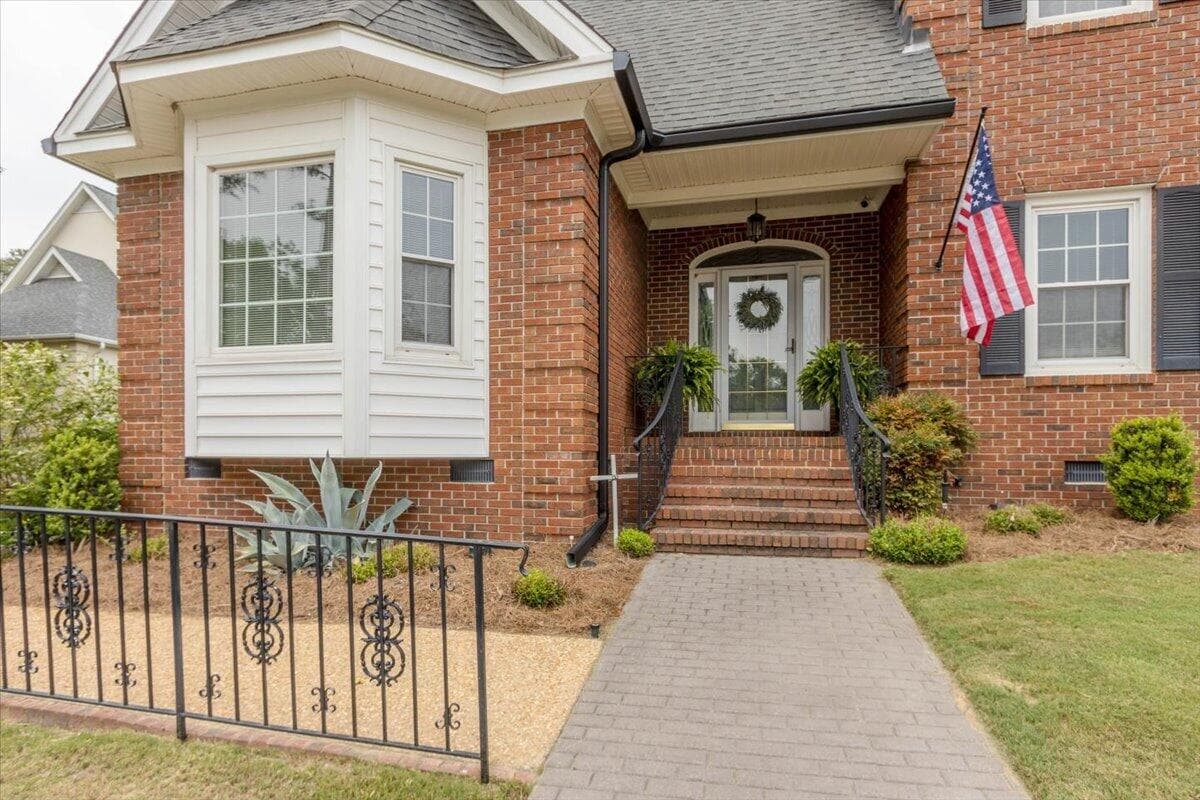 Single Family Residence at 2 Leyland Place, North Augusta, SC 29841, photo 8 of 54
