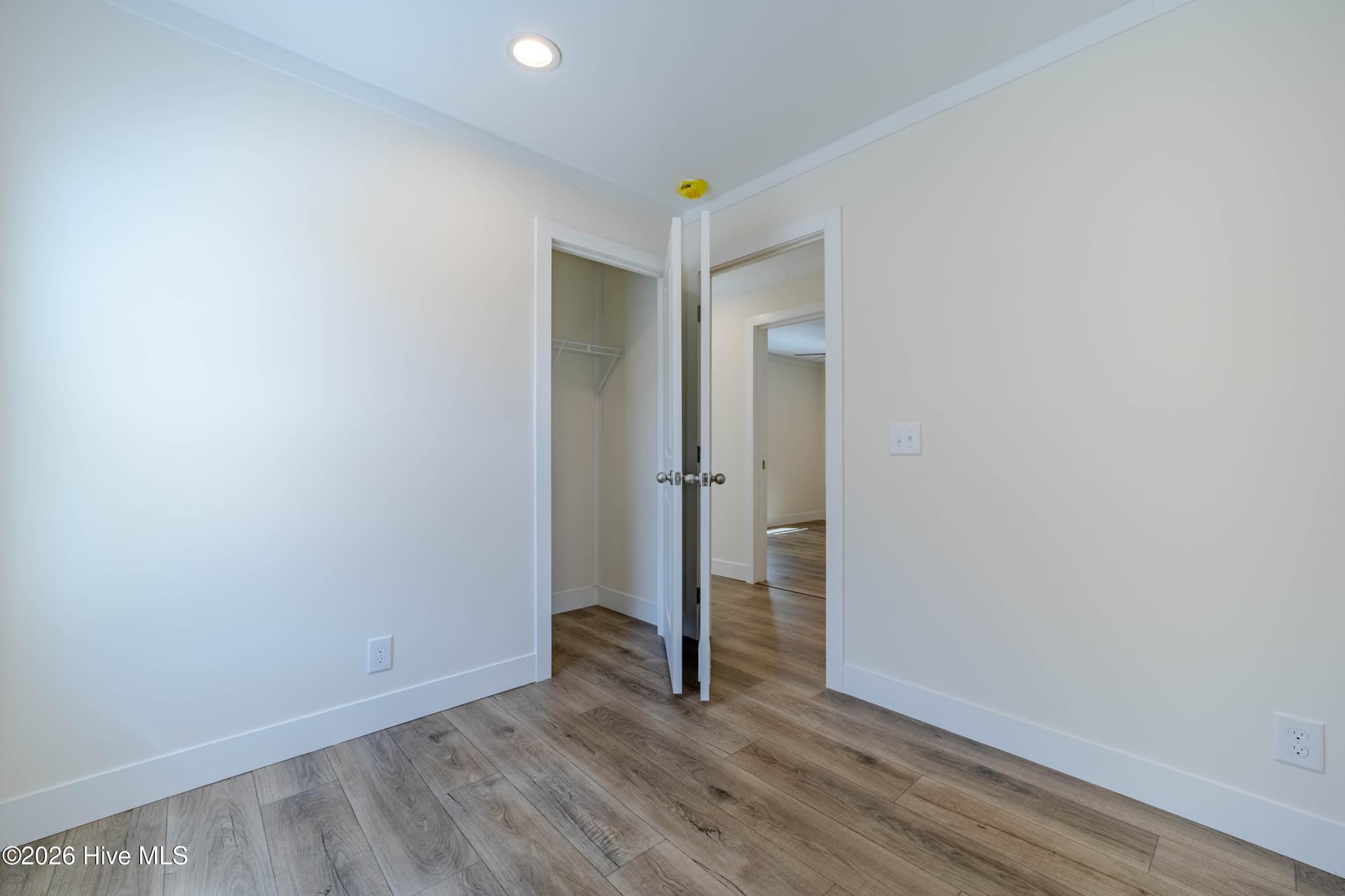Den - 120 Edgewater Lane, Richlands, NC 28574