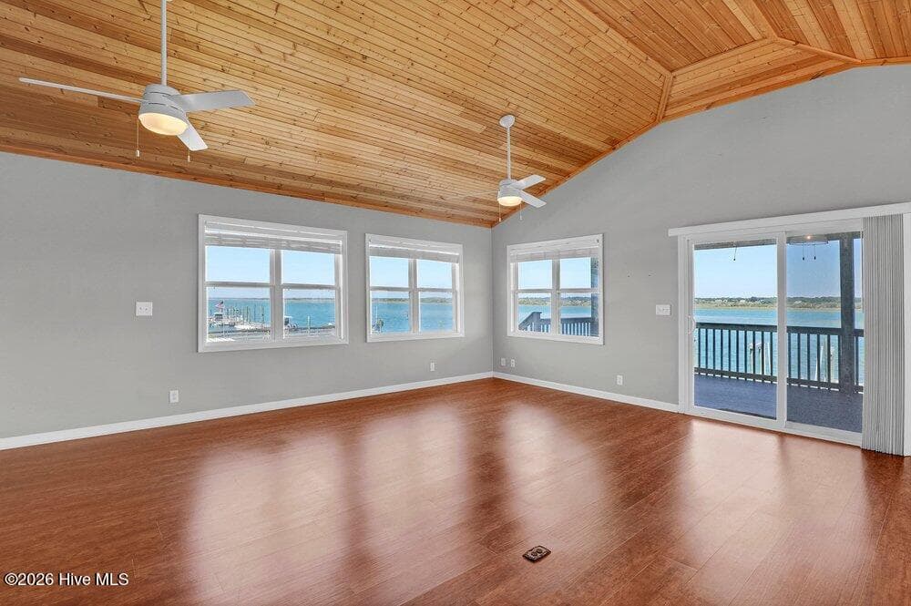 Single Family Residence at 712 Channel Boulevard, Topsail Beach, NC 28445, photo 13 of 62