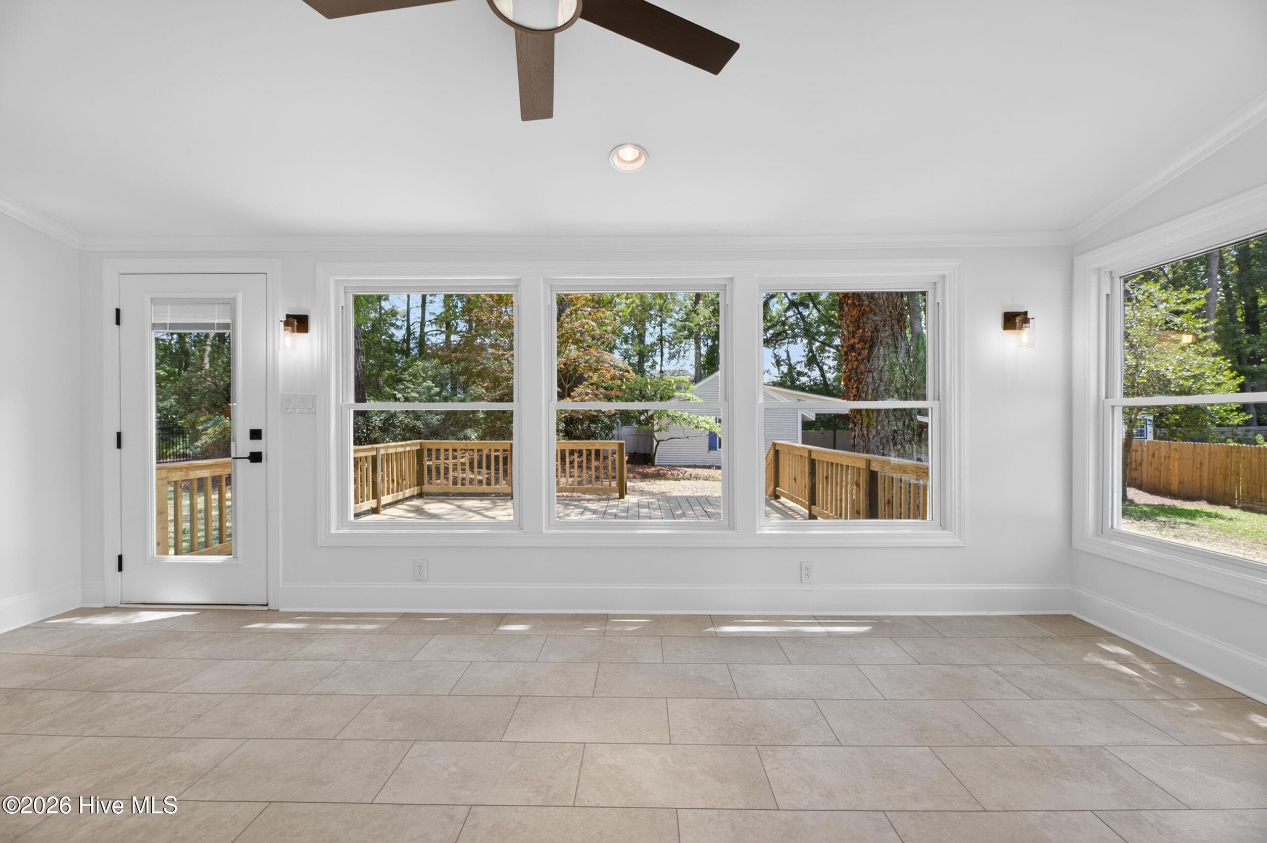 Single Family Residence at 208 Dupont Circle, Greenville, NC 27858, photo 18 of 53