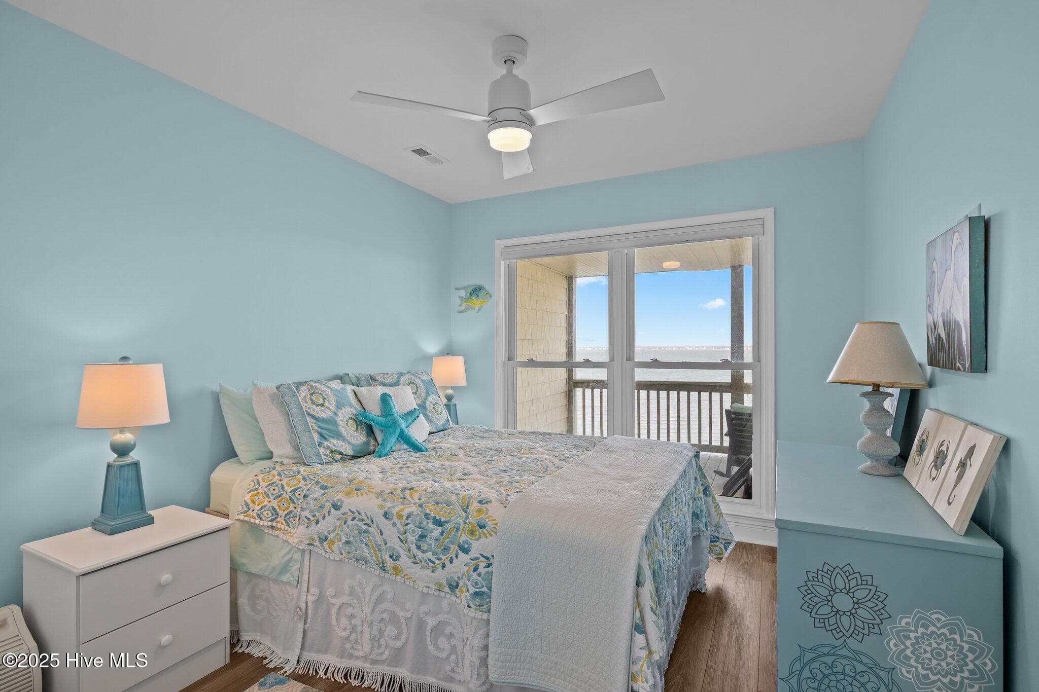2506 Emerald Drive E, Emerald Isle, NC 28594