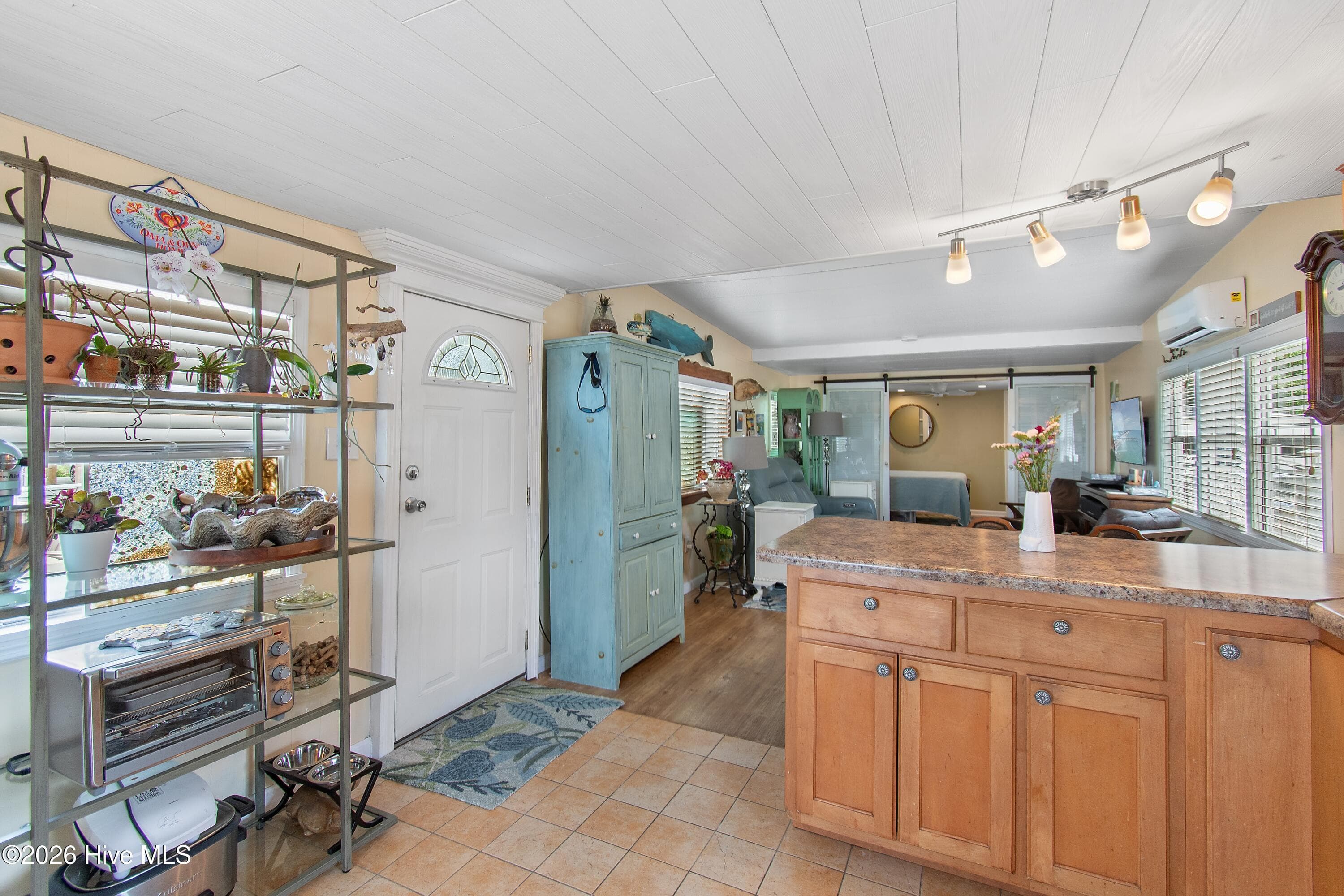 Manufactured Home at 7701 E Yacht Drive, Oak Island, NC 28465, photo 14 of 69