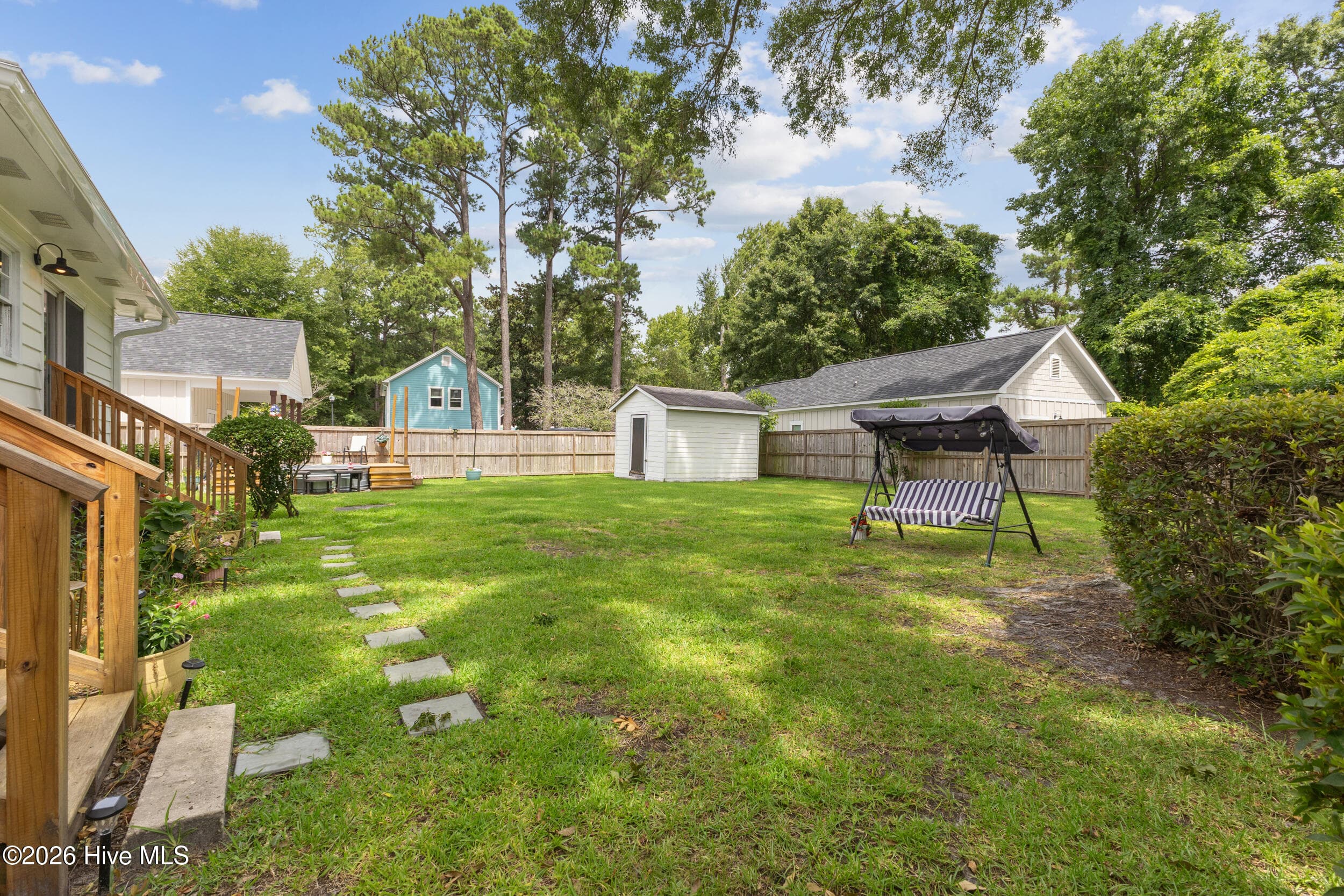 Single Family Residence at 4109 Peachtree Avenue, Wilmington, NC 28403, photo 39 of 50