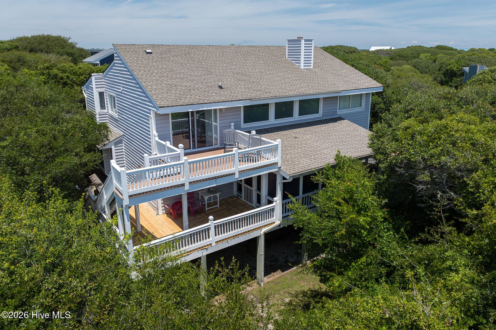 Single Family Residence at 126 Channel Bend, Surf City, NC 28445, photo 2 of 78