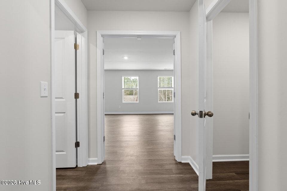 Single Family Residence at 717 Helm Drive, New Bern, NC 28560, photo 13 of 25