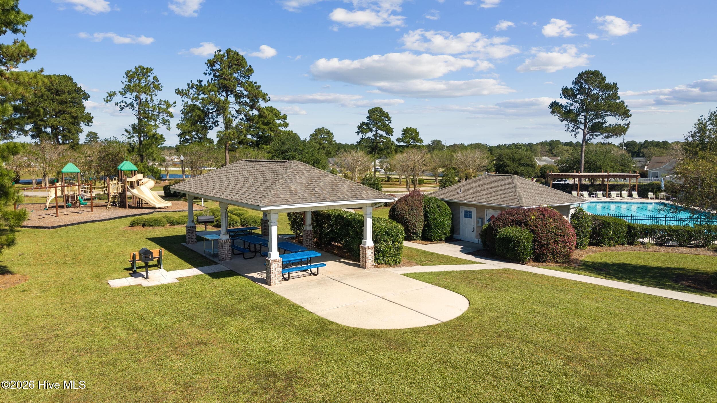 Single Family Residence at 2009 Willow Stone Court, Leland, NC 28451, photo 32 of 37
