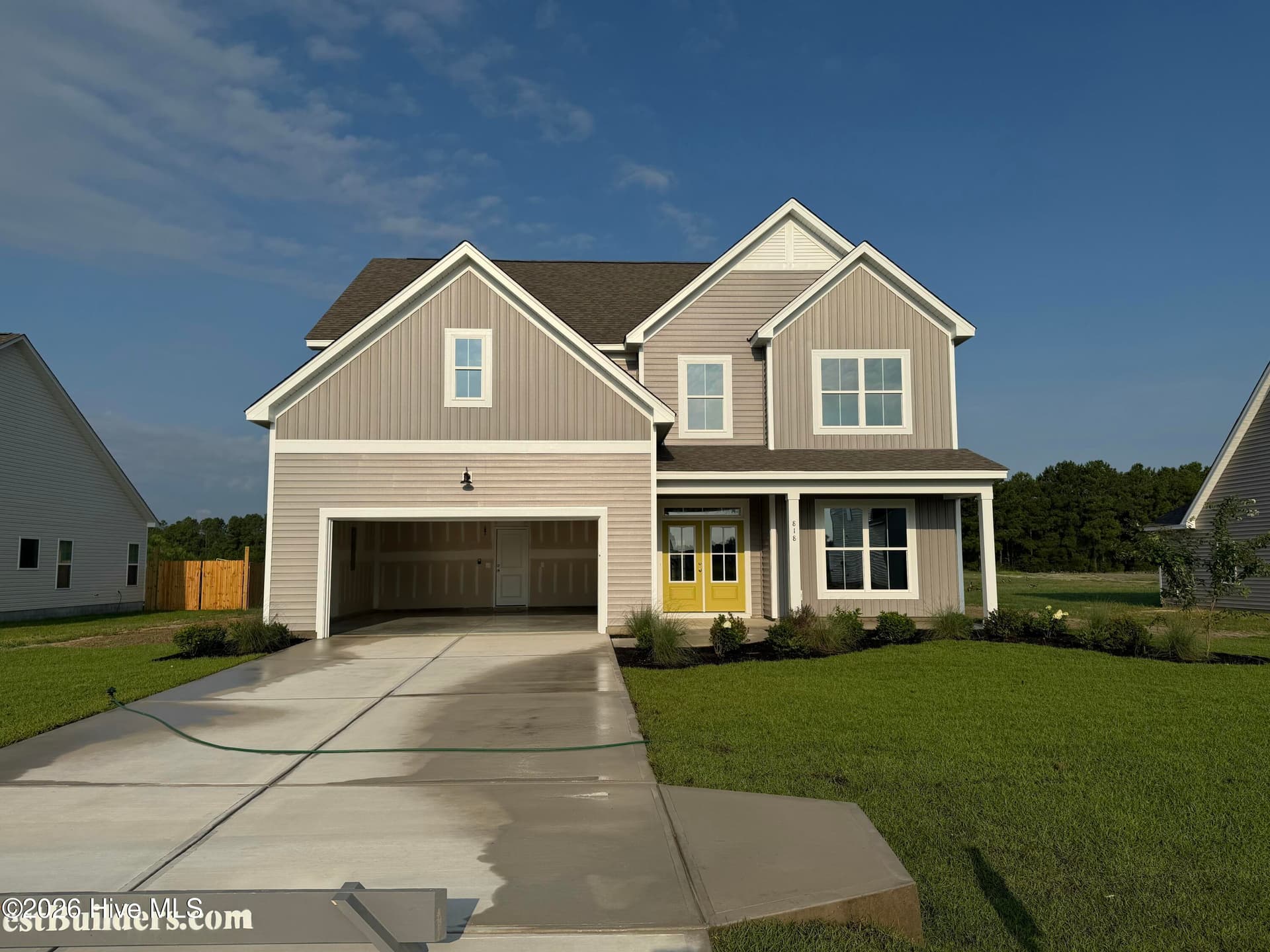 818 Tupelo Tree Drive, Hubert, NC 28539