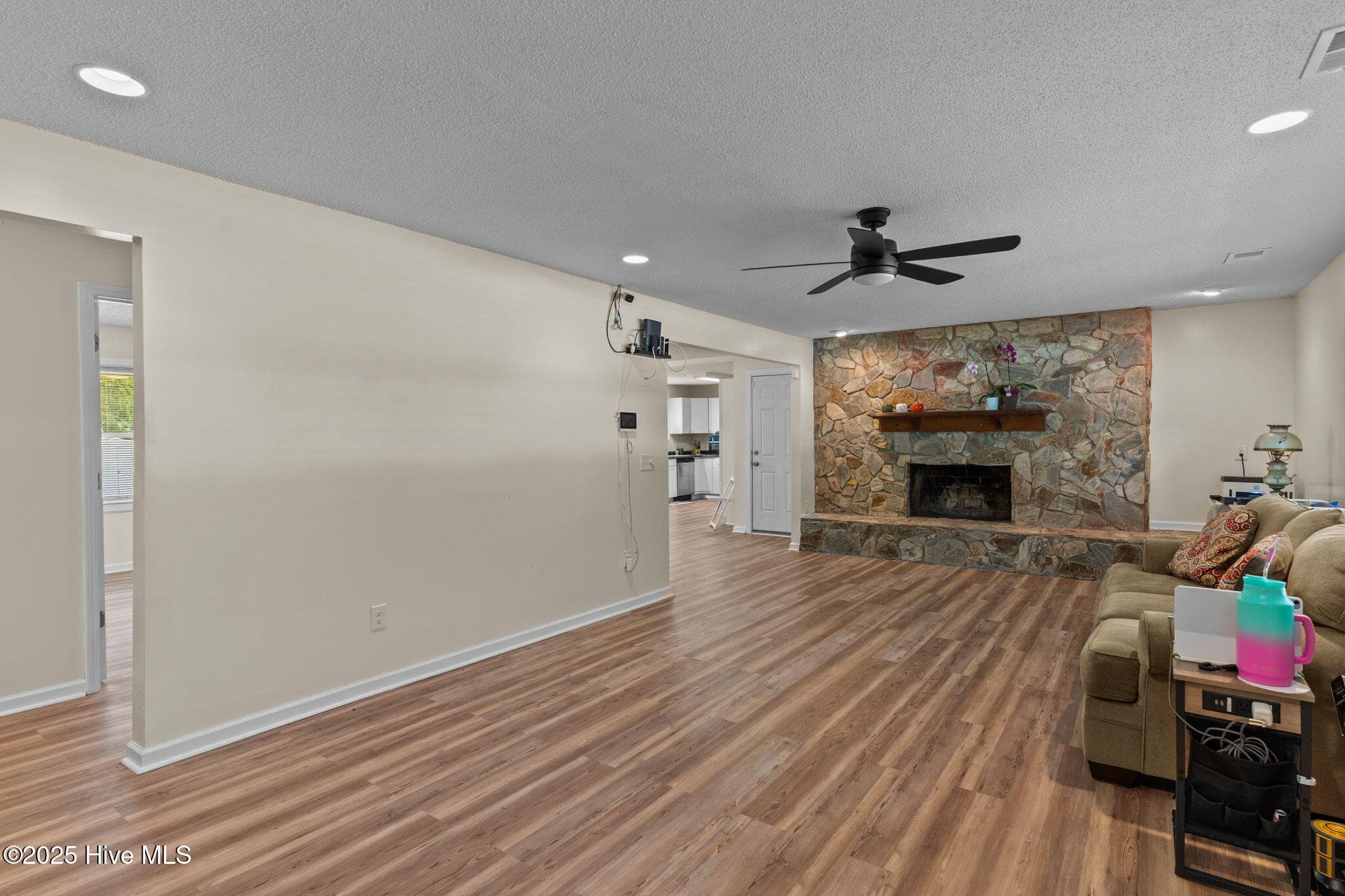 Single Family Residence at 1601 Midway Road SE, Bolivia, NC 28422, photo 5 of 49
