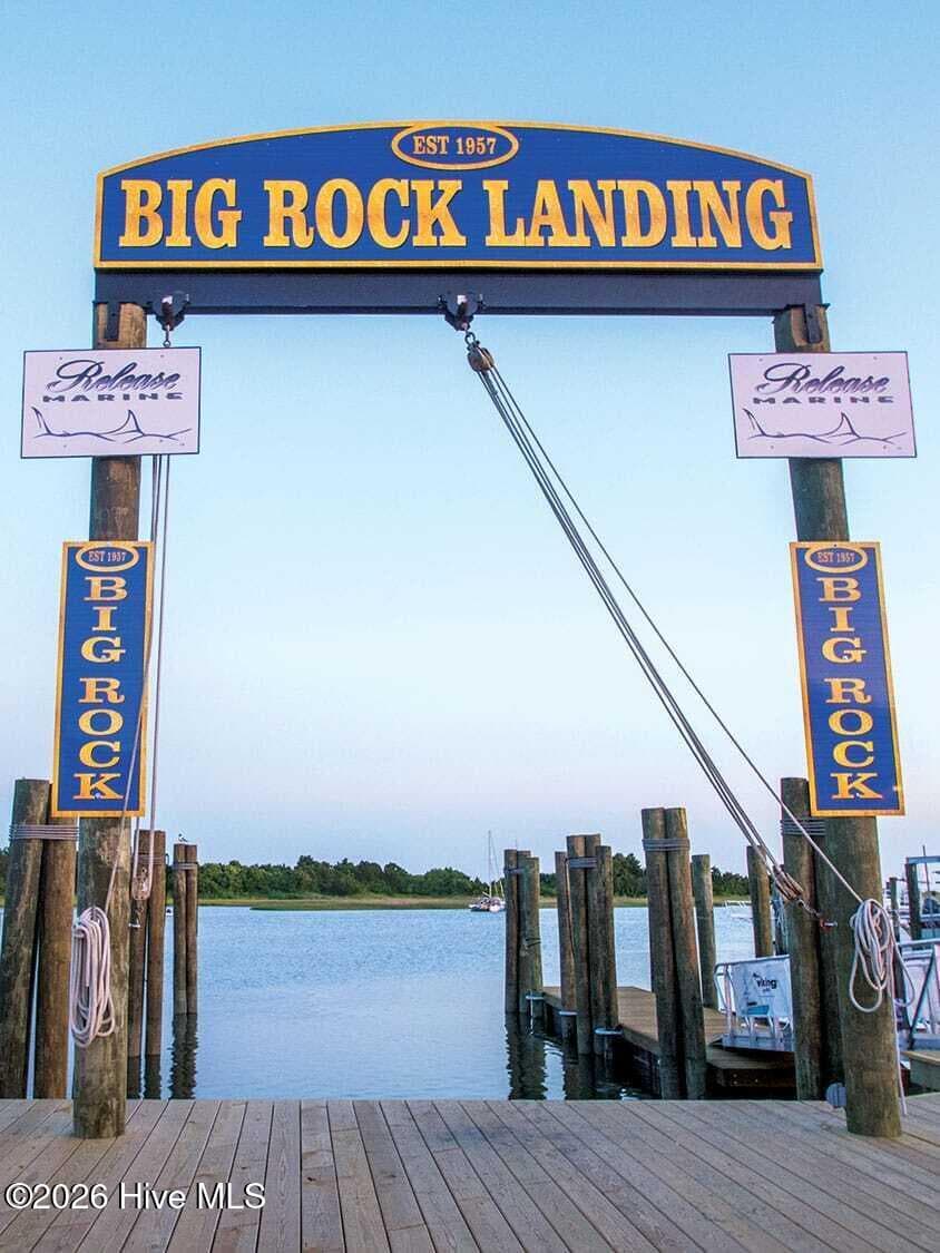 125 Front Street, Beaufort, NC 28516