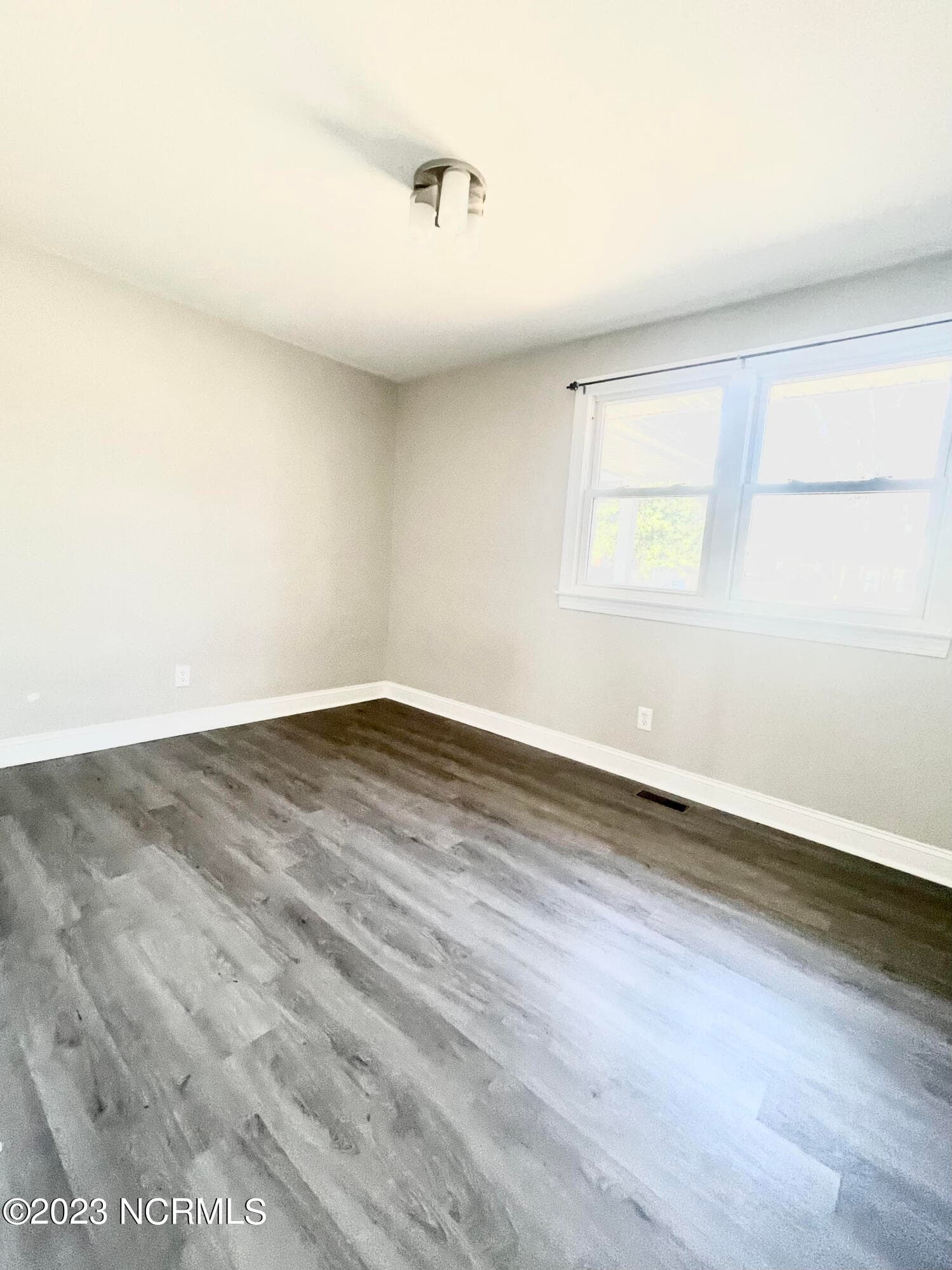 Single Family Residence at 703 Kathryn Avenue, Jacksonville, NC 28540, photo 10 of 20