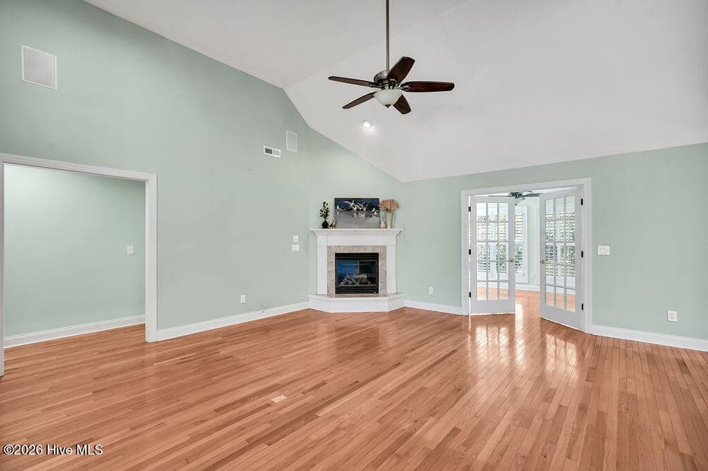 Single Family Residence at 1025 Westport Drive, Leland, NC 28479, photo 5 of 52