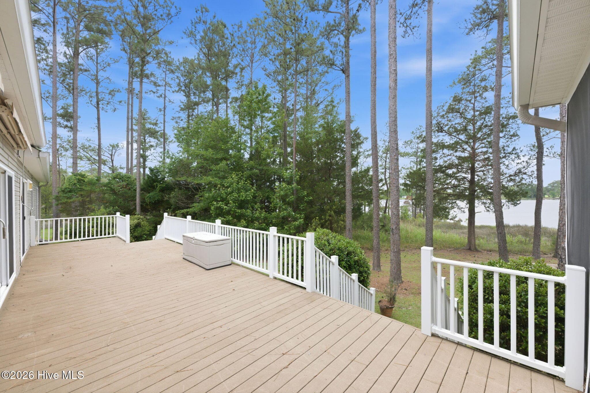 Single Family Residence at 308 Vicksburg Court, Havelock, NC 28532, photo 8 of 10