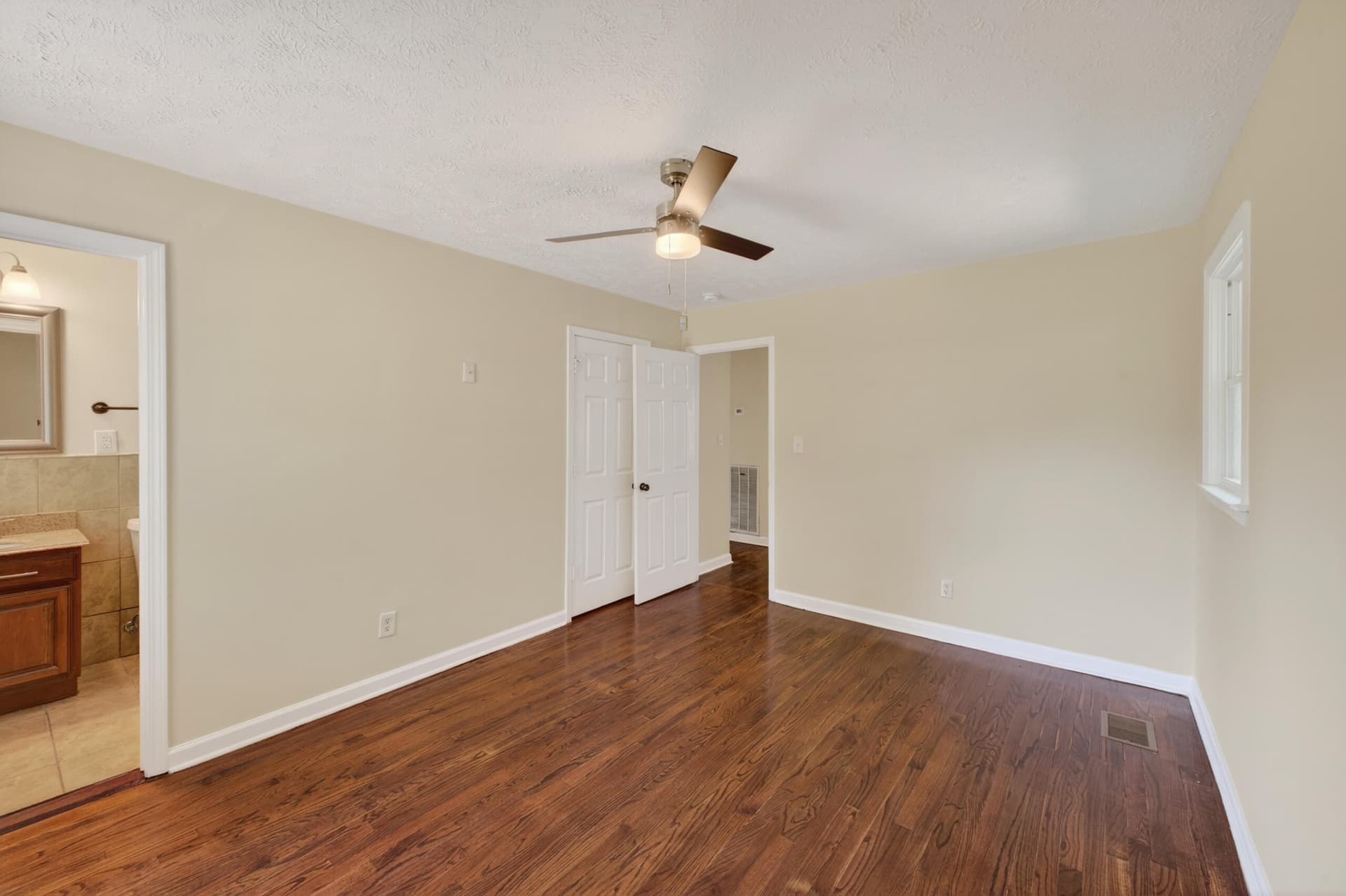 Single Family Residence at 1053 Woodcrest Drive, Beech Island, SC 29842, photo 10 of 18