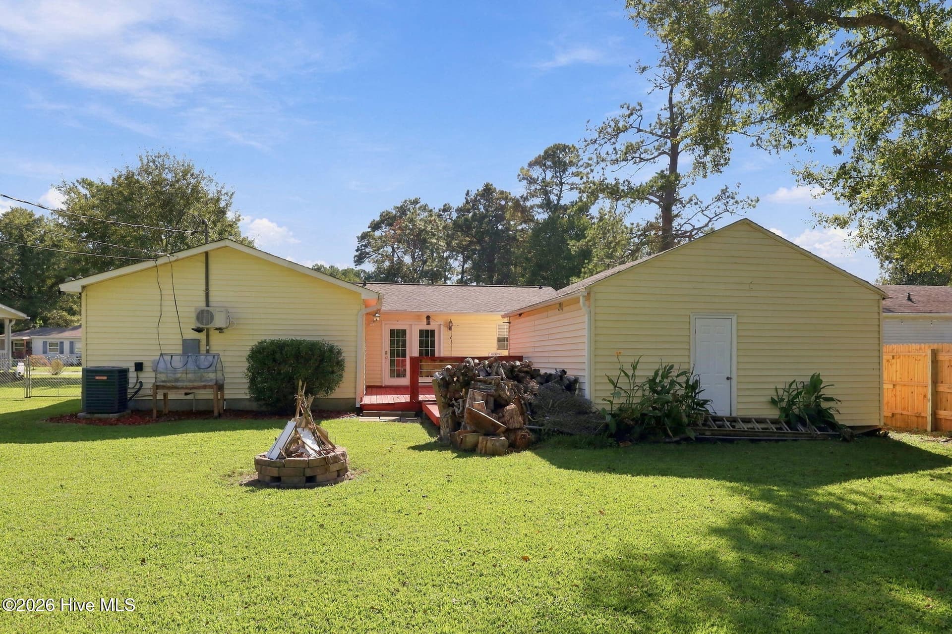 Single Family Residence at 212 Kenneth Boulevard, Havelock, NC 28532, photo 7 of 57