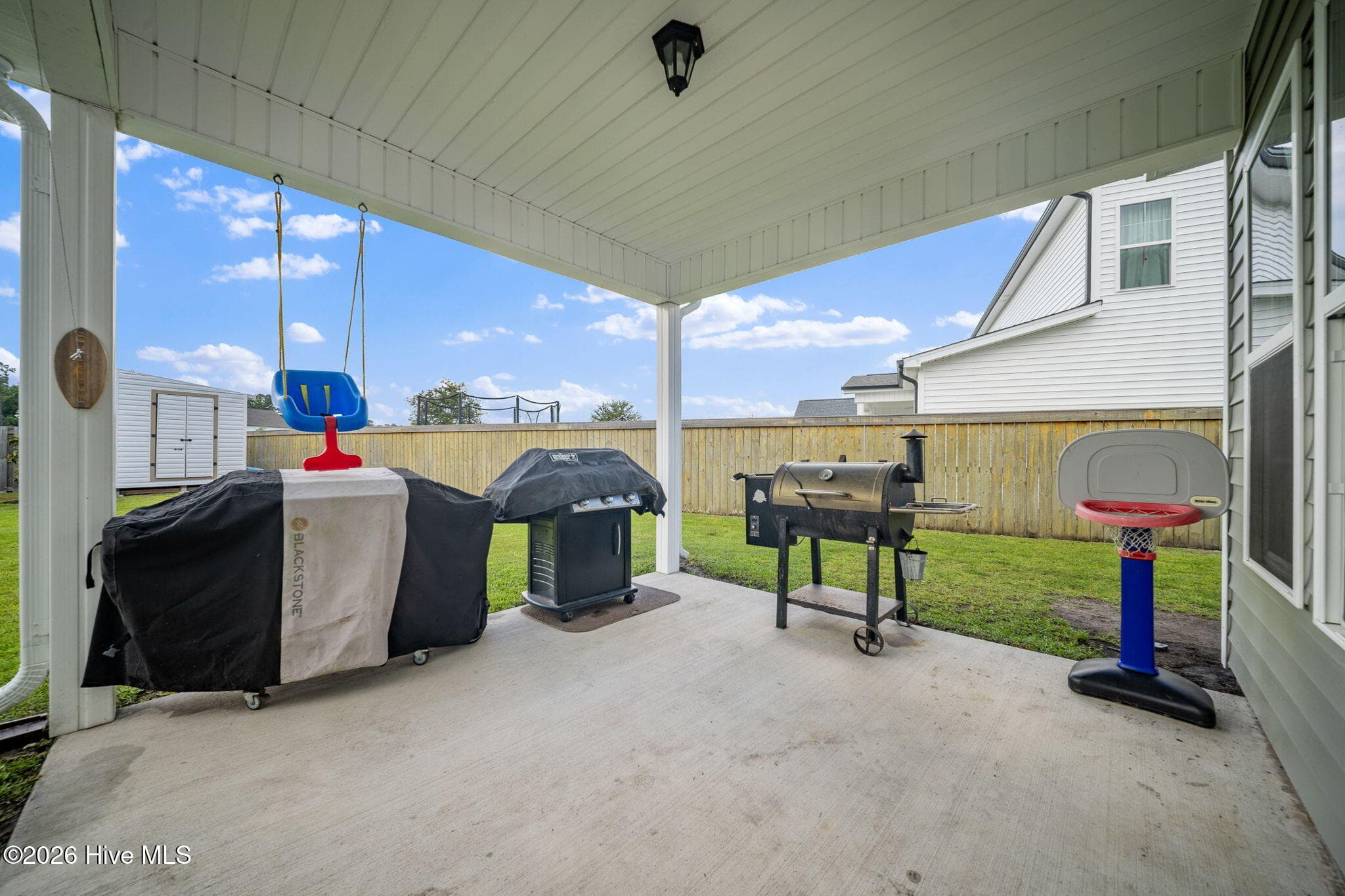 Single Family Residence at 111 E Barred Owl Drive, Hampstead, NC 28443, photo 74 of 103