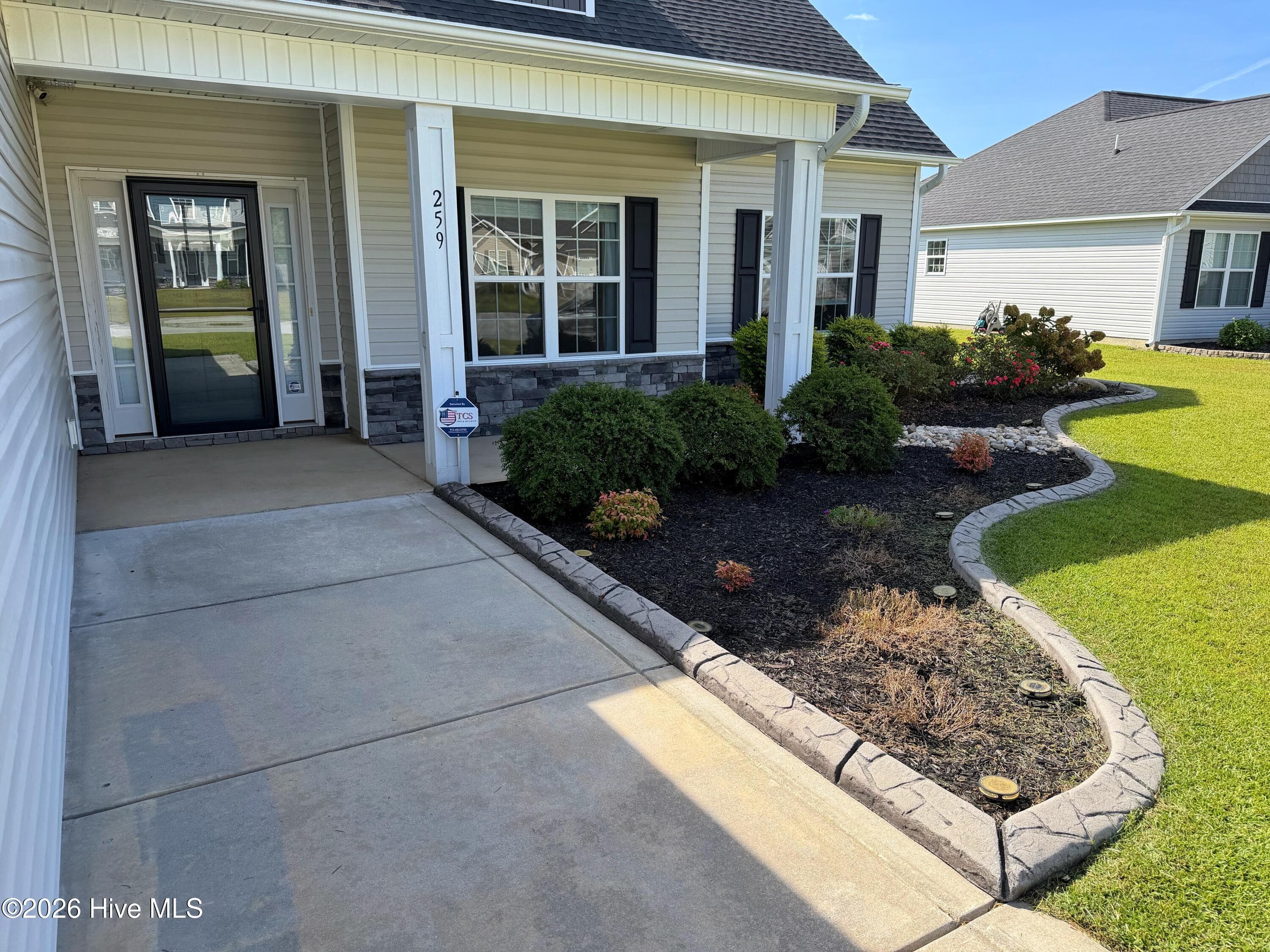 Single Family Residence at 259 Wood House Drive, Jacksonville, NC 28546, photo 3 of 45