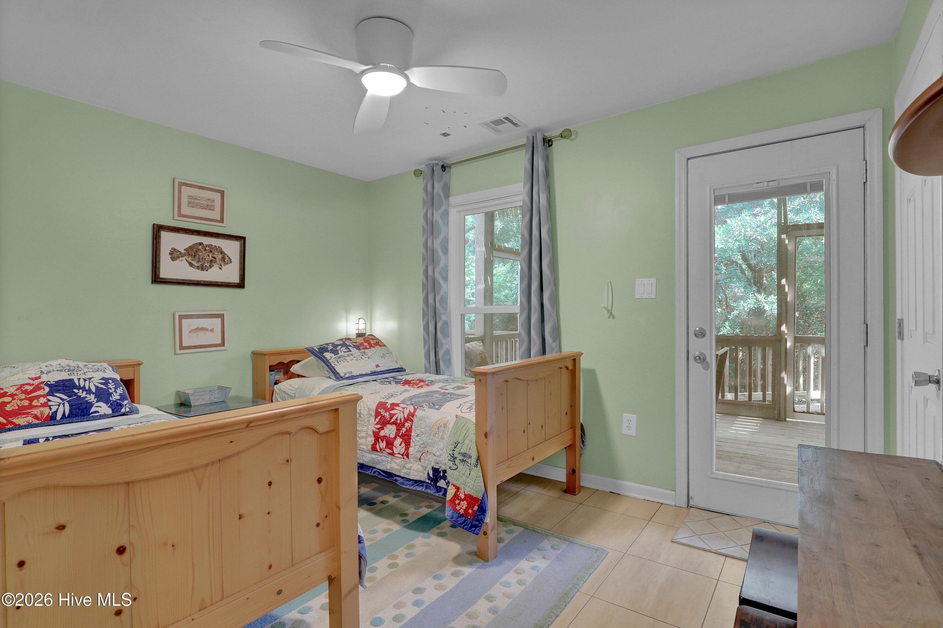 Single Family Residence at 109 Sea Urchin Court, Surf City, NC 28445, photo 12 of 49