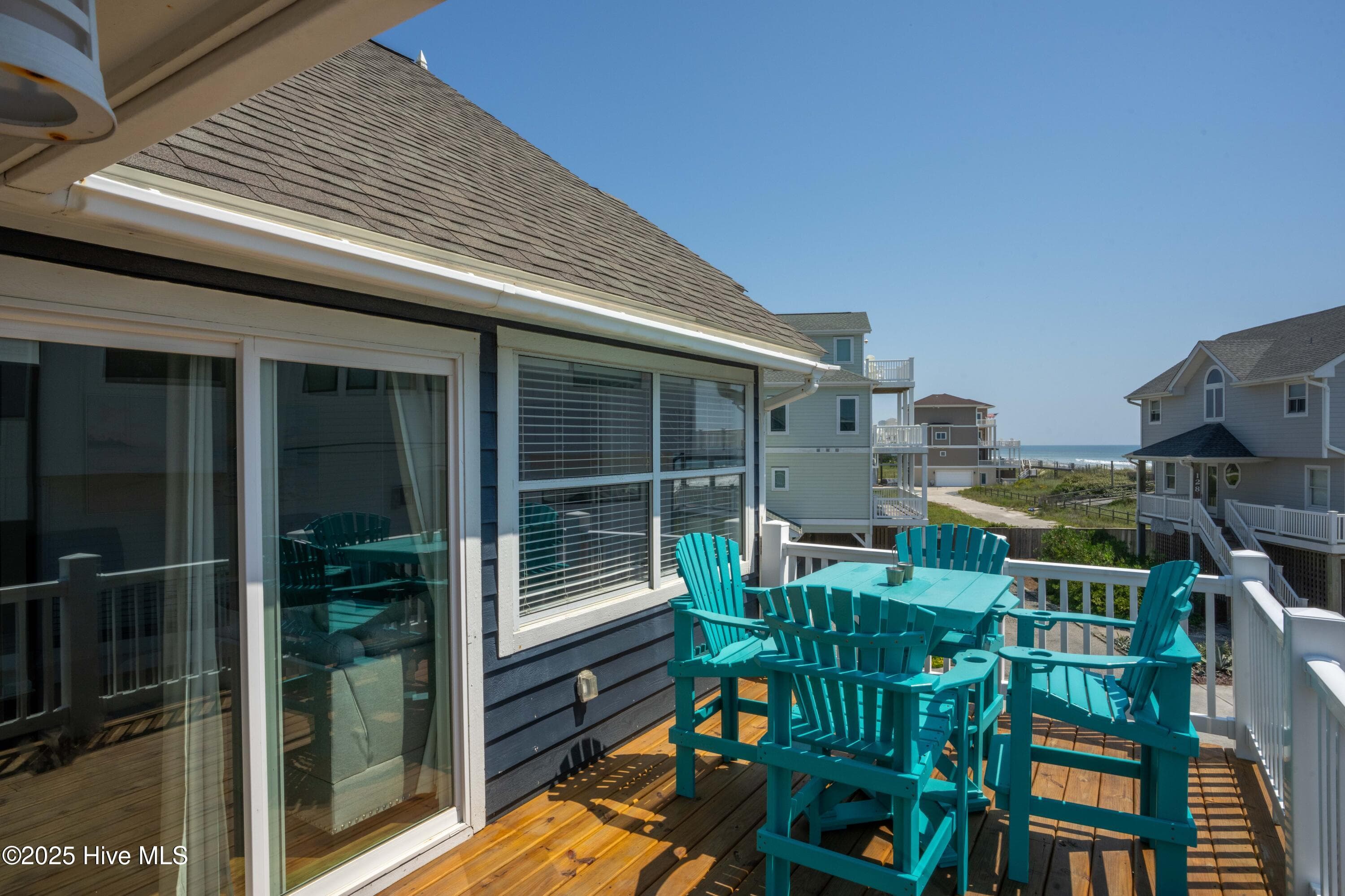 Single Family Residence at 124 N Permuda Wynd Drive, North Topsail Beach, NC 28460, photo 23 of 84