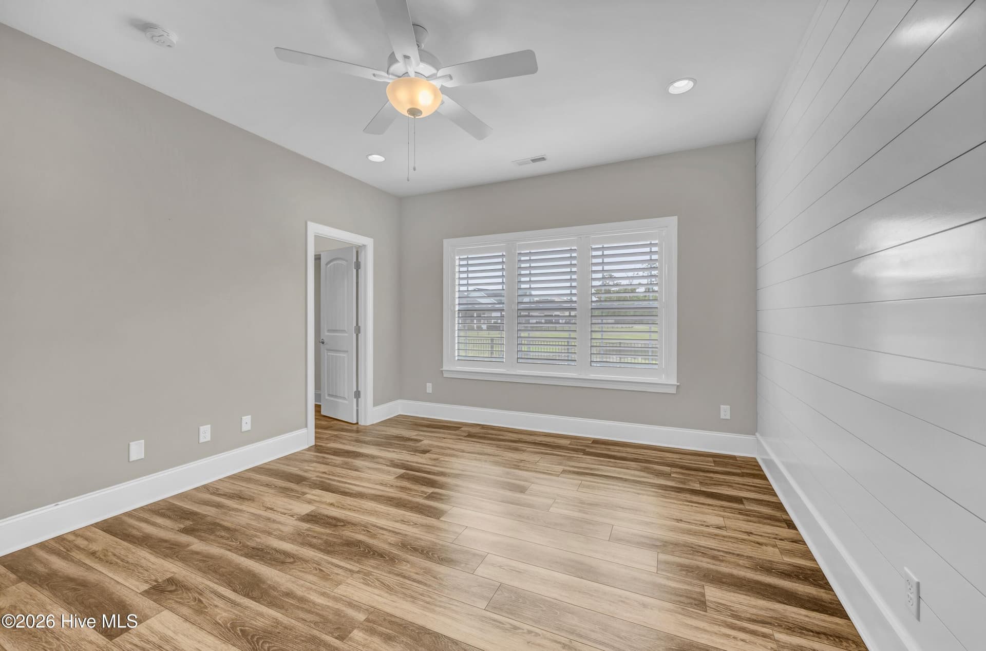 Single Family Residence at 912 Hazel Bill Court, Wilmington, NC 28409, photo 15 of 30