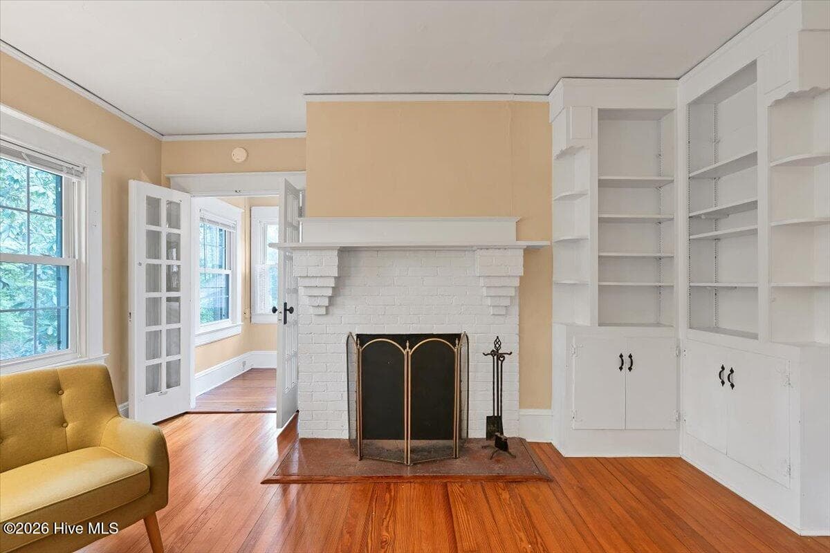 Bedroom 3 with built-ins - 160 N Ridge Street, Southern Pines, NC 28387