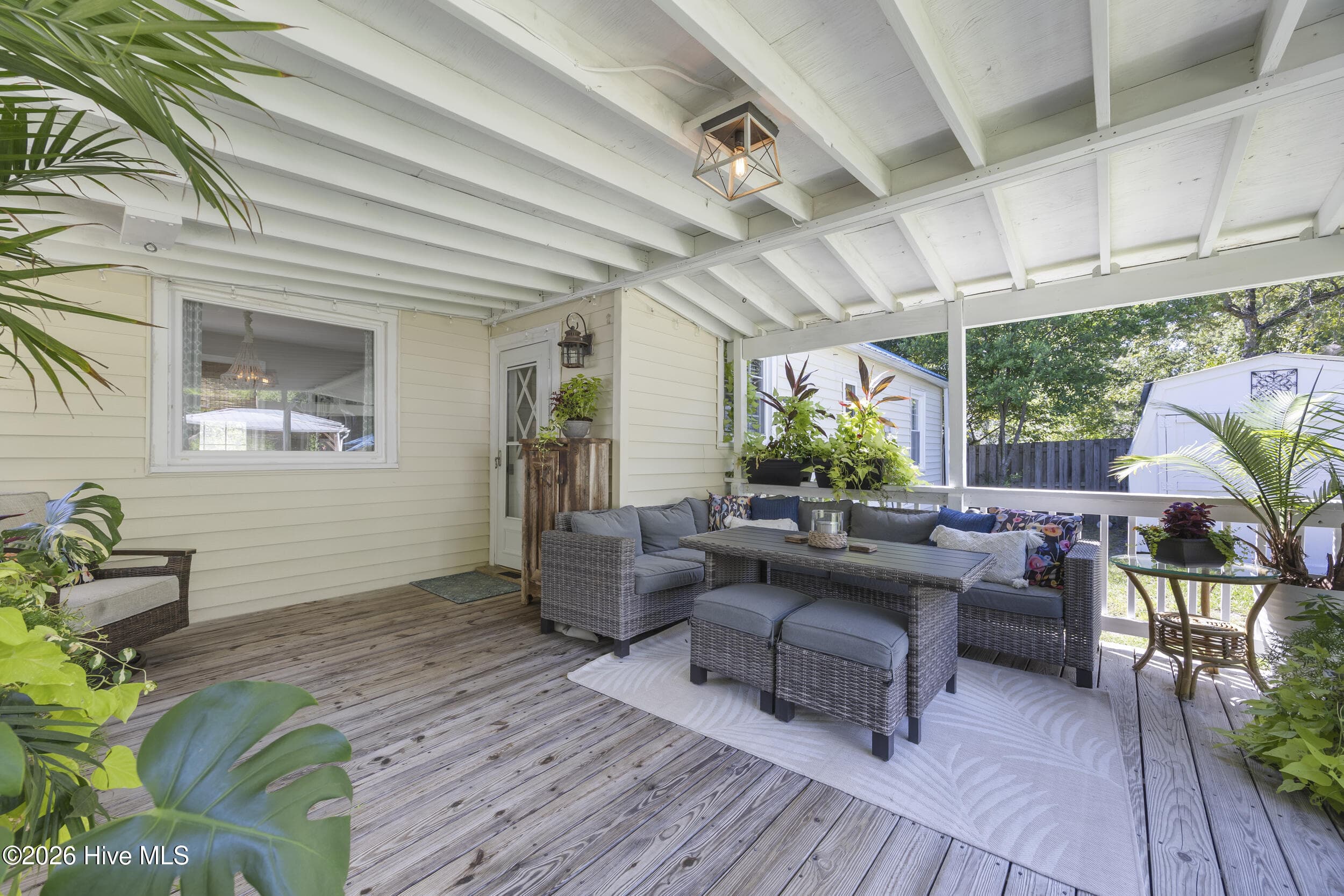 Single Family Residence at 2103 Brandon Road, Wilmington, NC 28405, photo 2 of 3