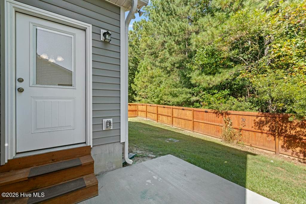 Single Family Residence at 150 Broadleaf Drive, Jacksonville, NC 28546, photo 41 of 52
