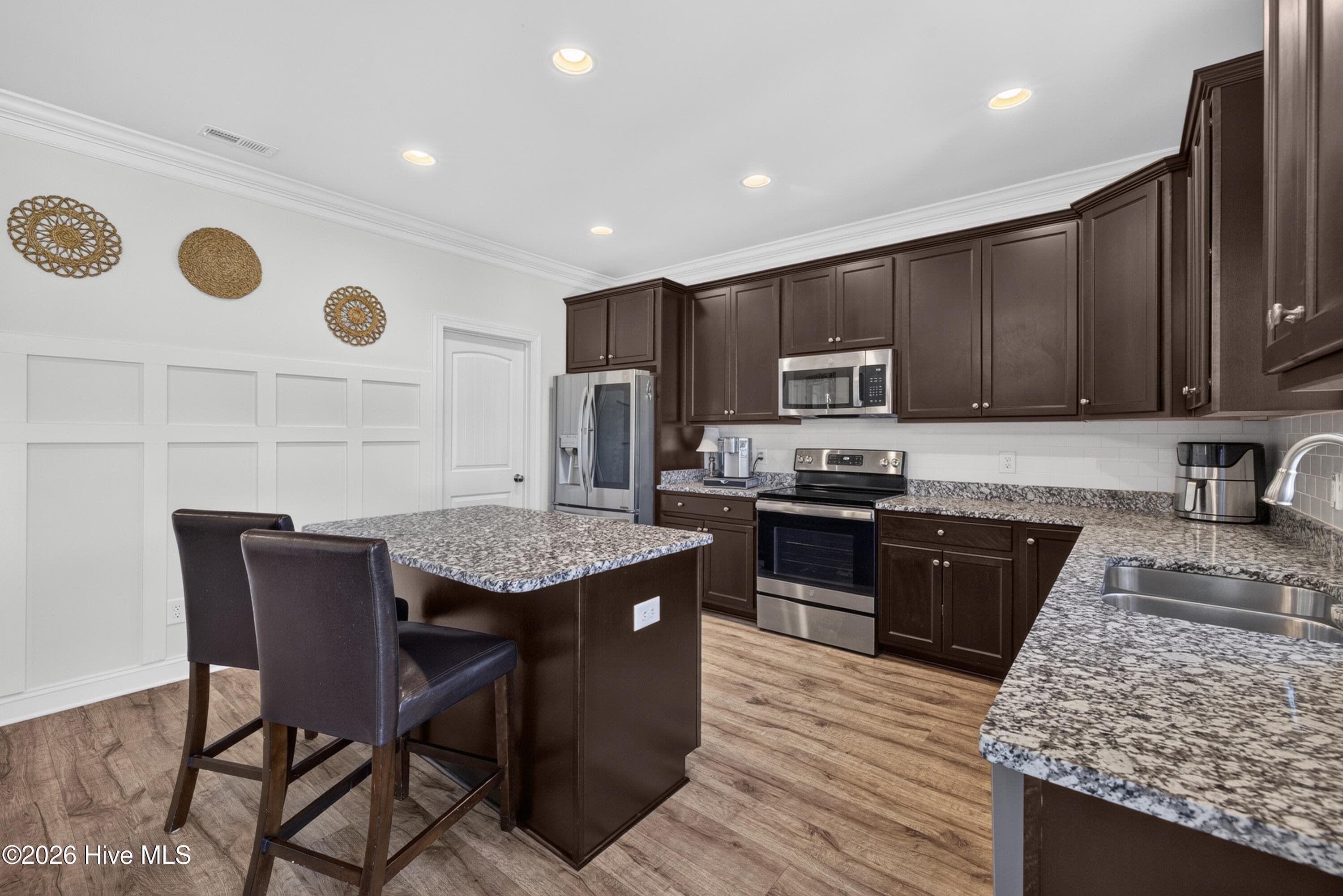 Single Family Residence at 30 W Broughton Lane, Rocky Point, NC 28457, photo 9 of 41
