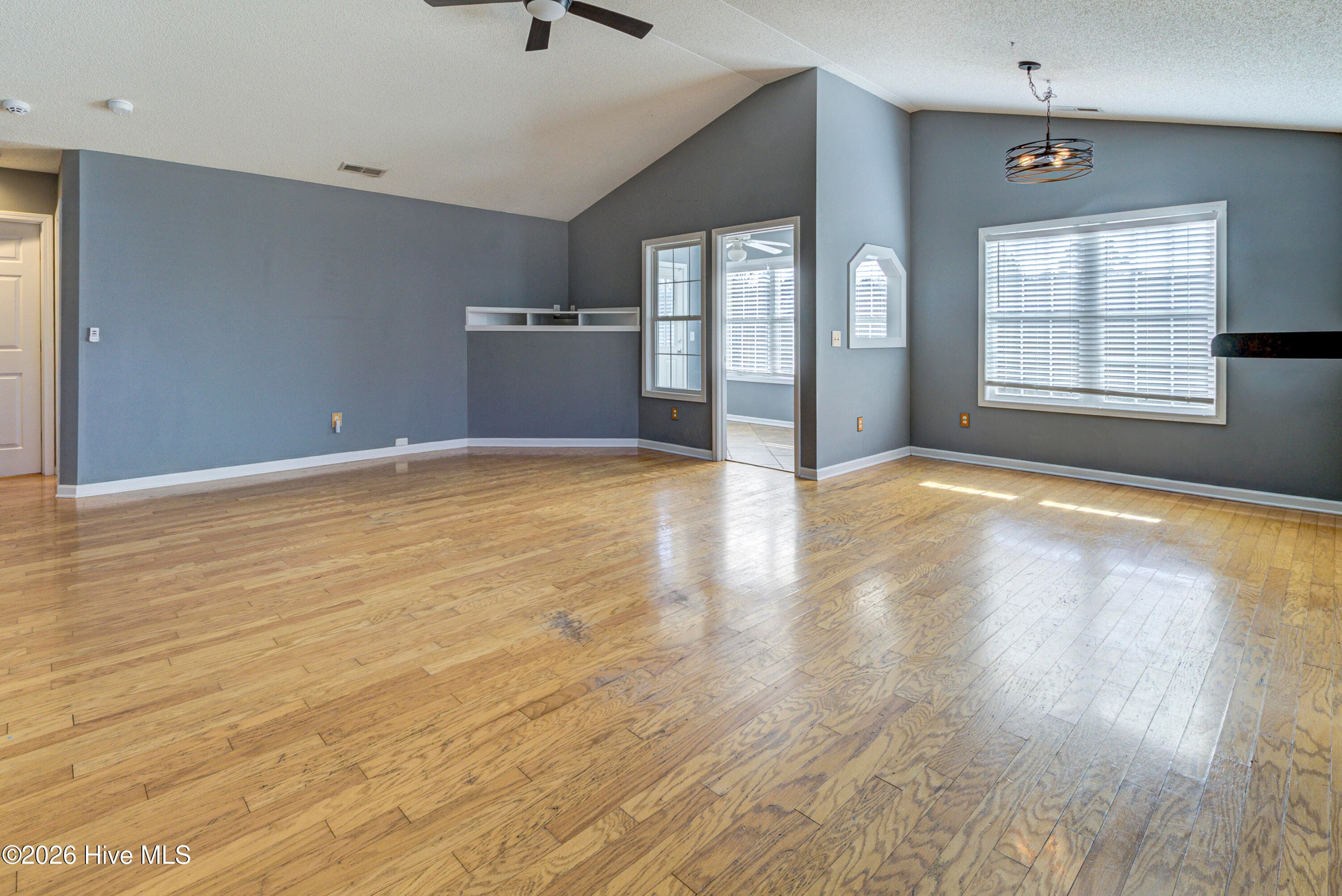 Single Family Residence at 7400 Foxwerth Drive, Wilmington, NC 28411, photo 3 of 23