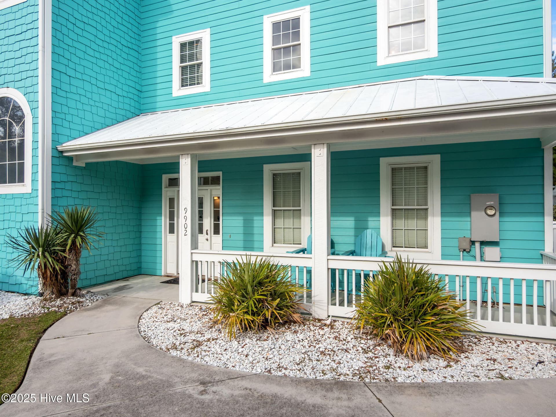 Single Family Residence at 9902 Colonel Hanson Court, Emerald Isle, NC 28594, photo 37 of 56