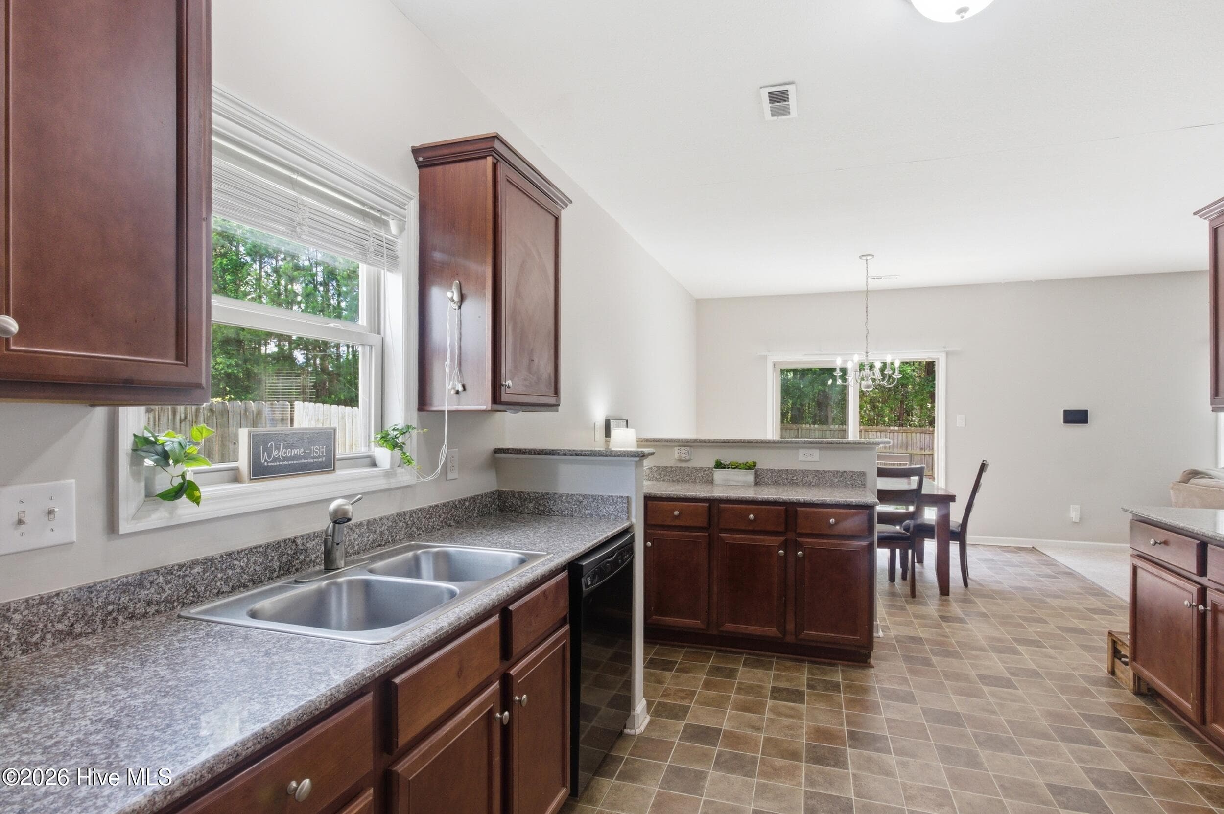 Single Family Residence at 3279 Austin Avenue, New Bern, NC 28562, photo 22 of 78